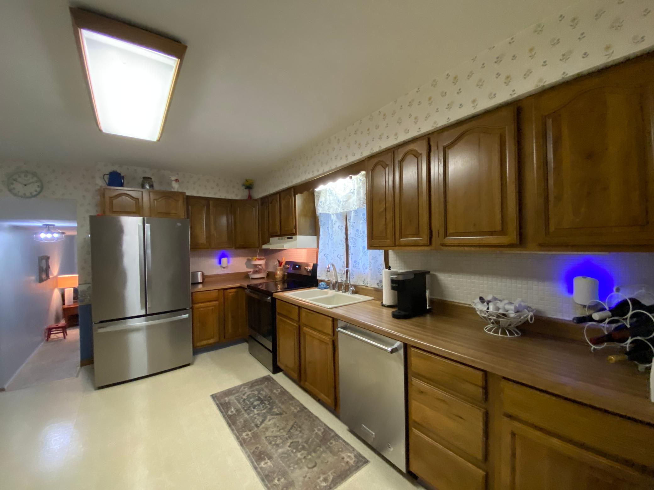 2nd image of 421 Meredith Rd, Albert Lea, MN 56007 | MLS# 7127684