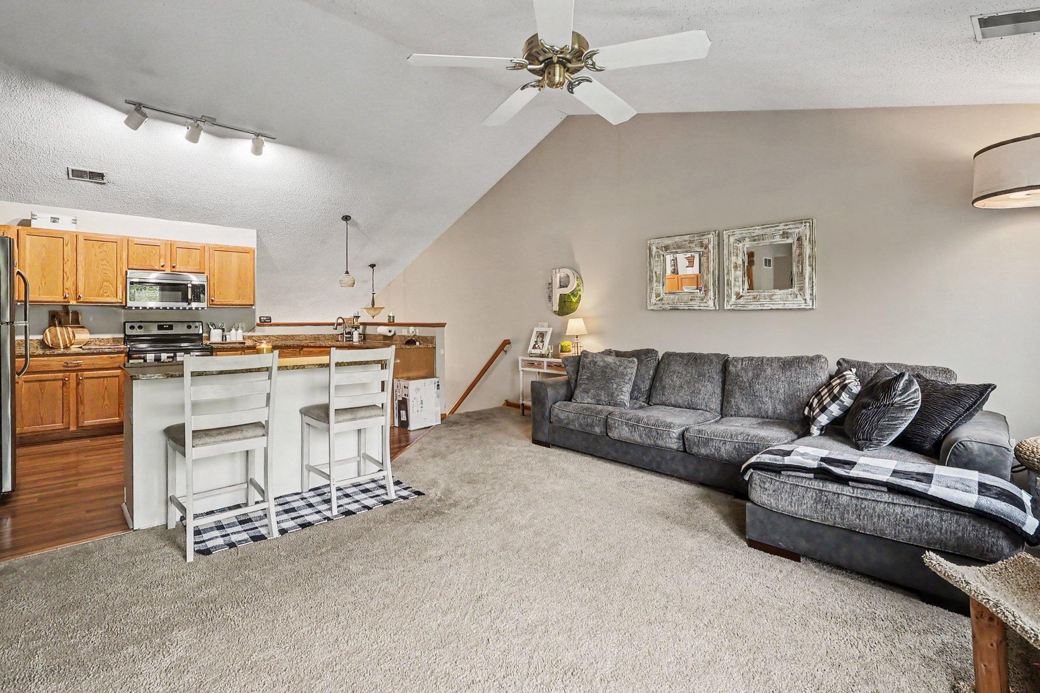 2nd image of 7335 Derby Ln, Shakopee, MN 55379 | MLS# 7127747