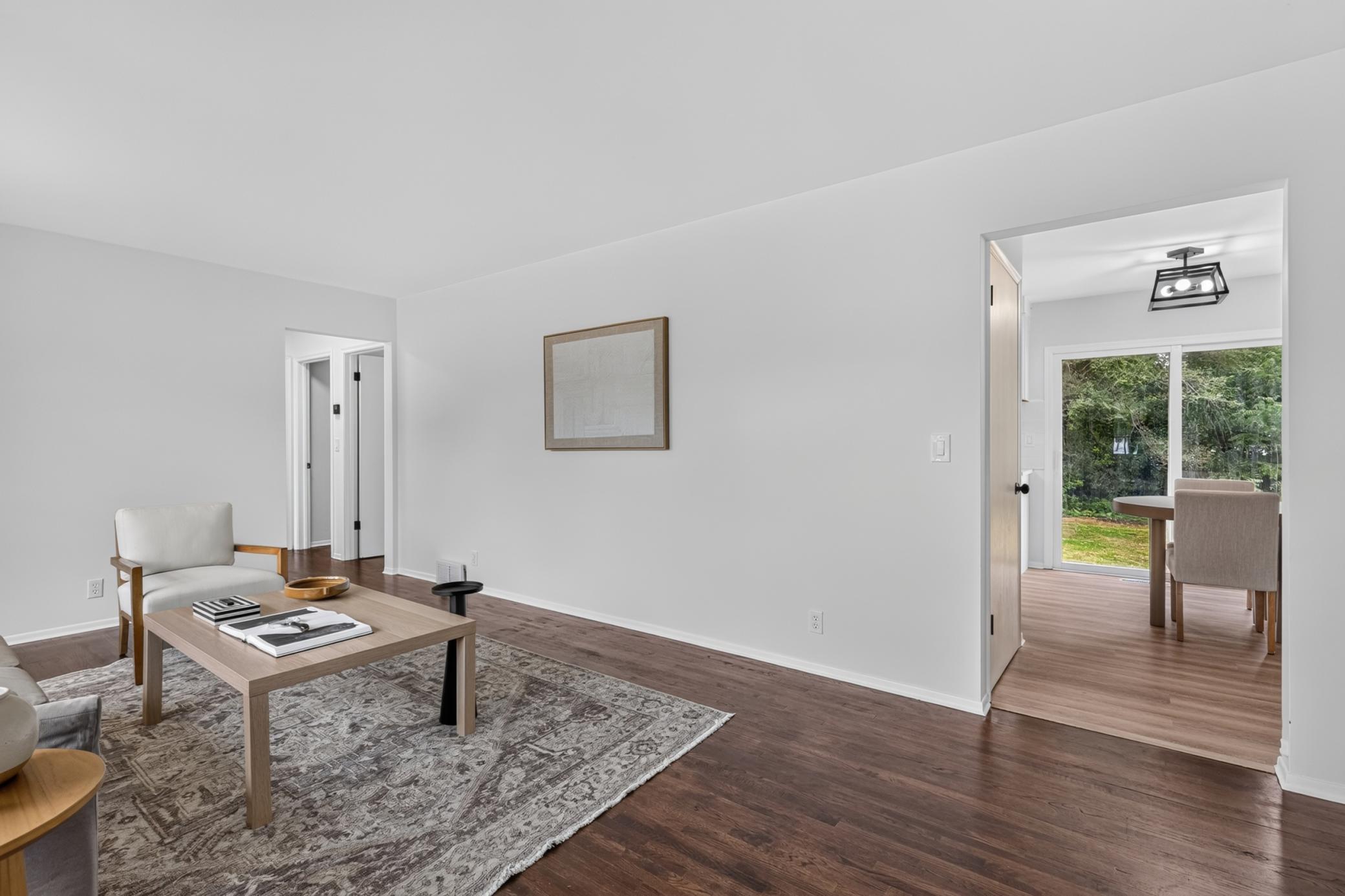 3rd image of 1211 Sunnyside Dr, Farmington, MN 55024 | MLS# 7127749