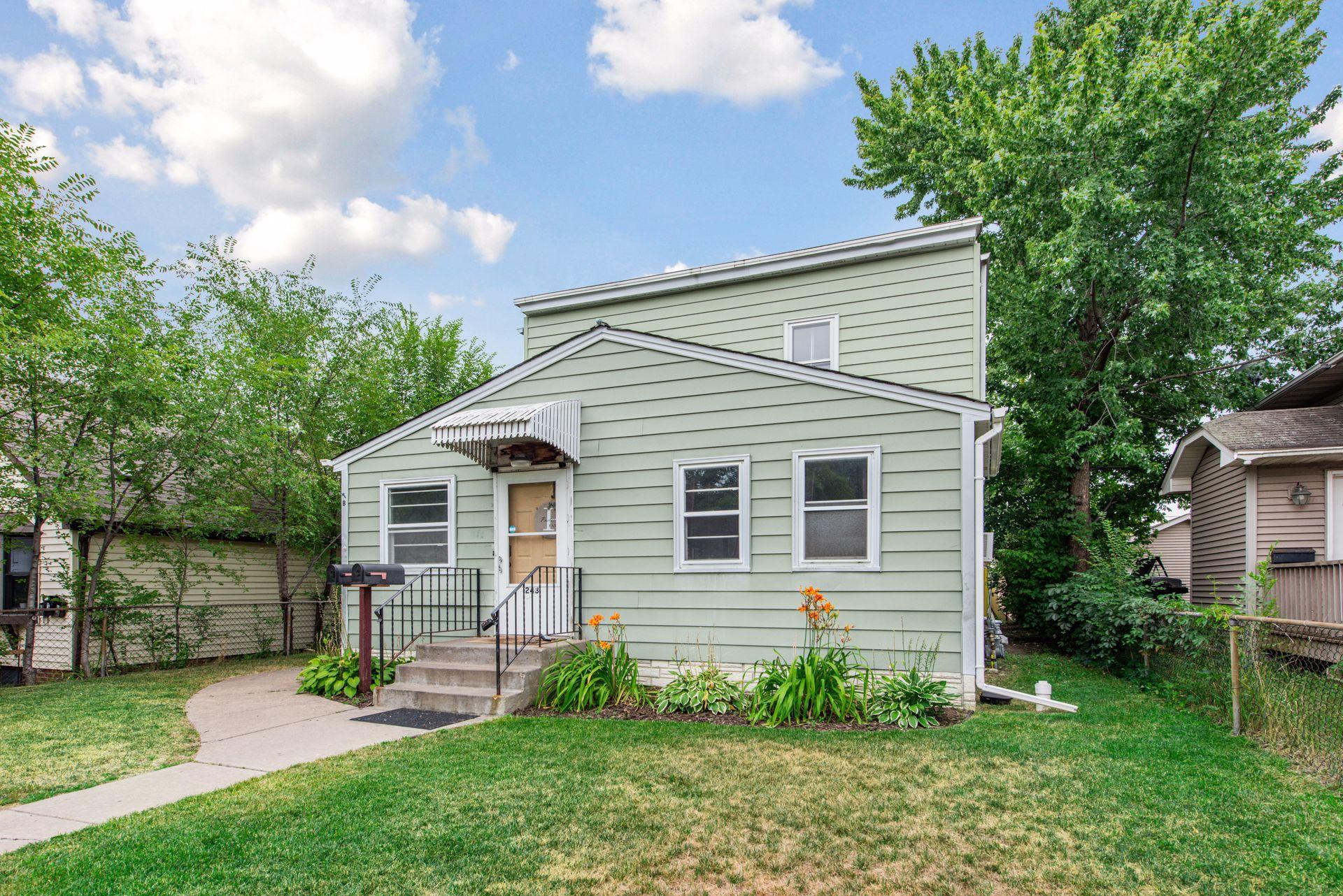 2nd image of 243 Park St W, South Saint Paul, MN 55075 | MLS# 7127784