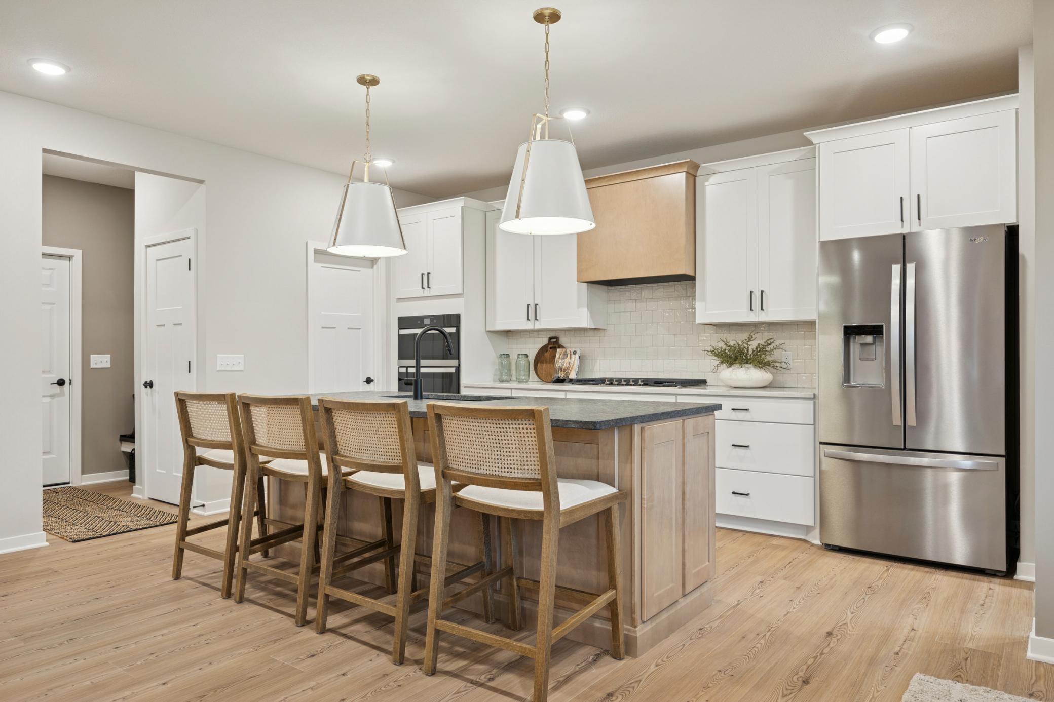 3rd image of 11070 Comstock Ln N, Maple Grove, MN 55369 | MLS# 7127787