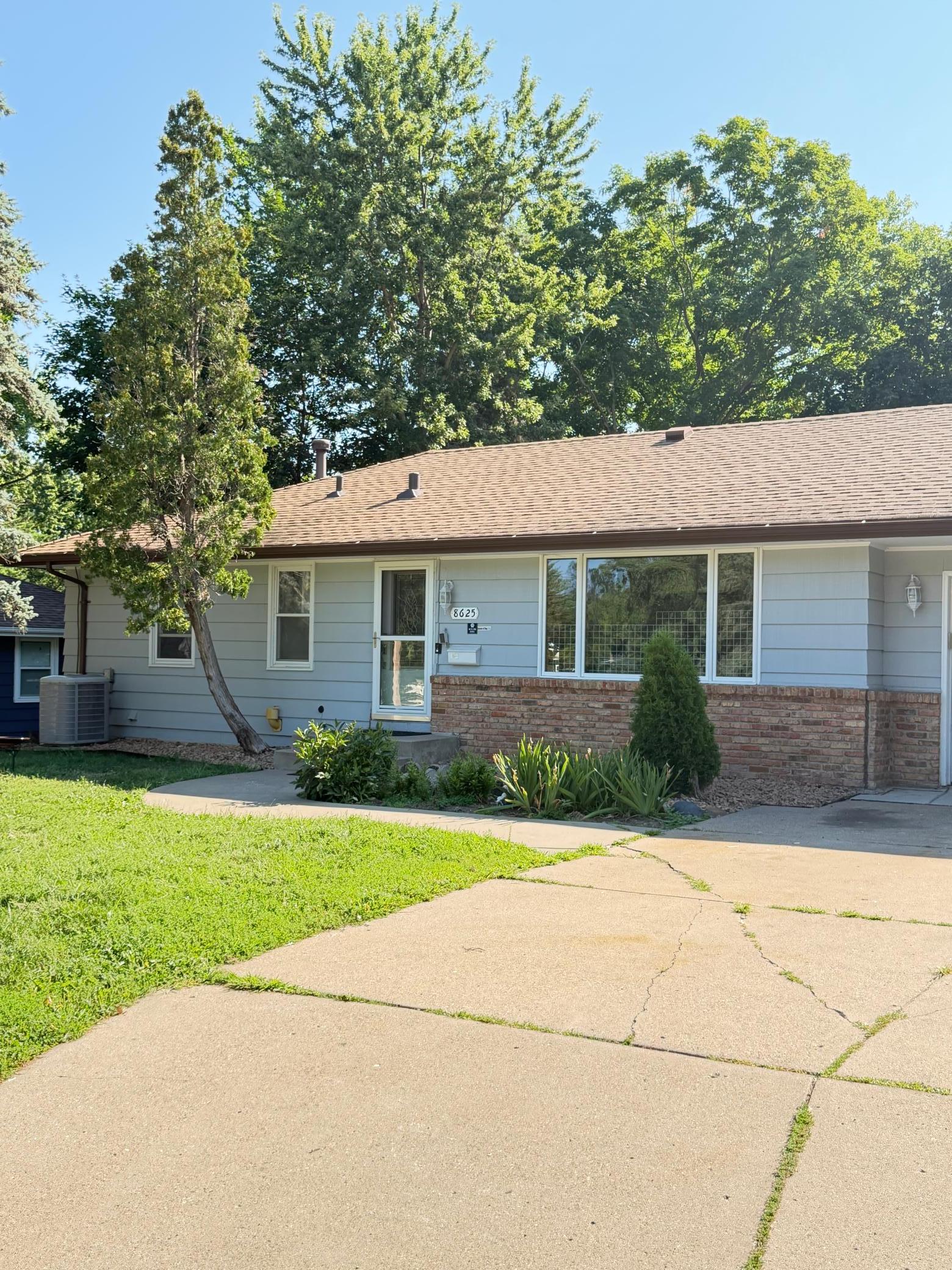 2nd image of 8625 Poplar Bridge Curv, Minneapolis, MN 55437 | MLS# 7127788