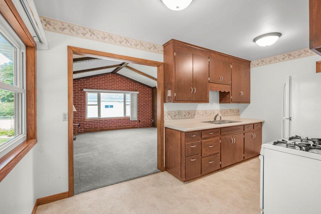 3rd image of 8101 2Nd Ave S, Minneapolis, MN 55420 | MLS# 7127811