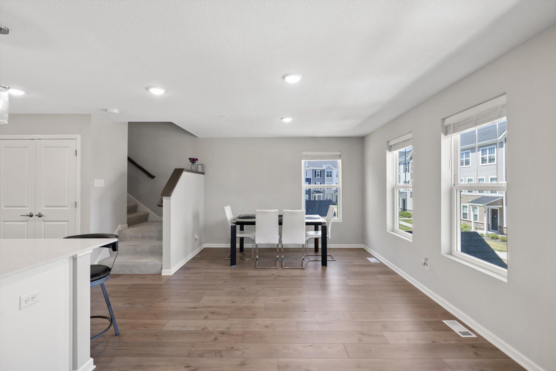 5th image of 5863 156Th St W, Saint Paul, MN 55124 | MLS# 7127820