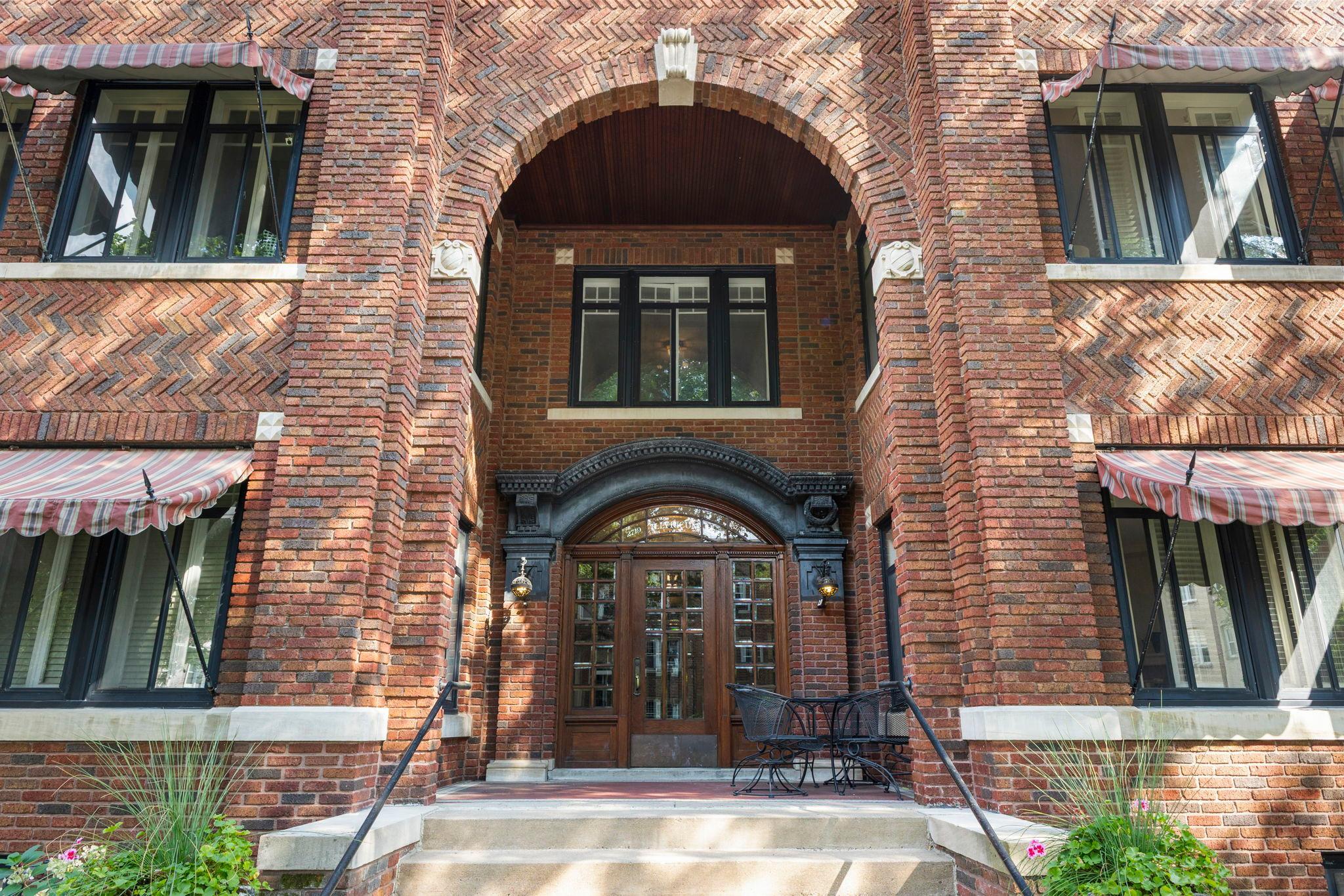 2nd image of 2719 Humboldt Ave S #E, Minneapolis, MN 55408 | MLS# 7127891