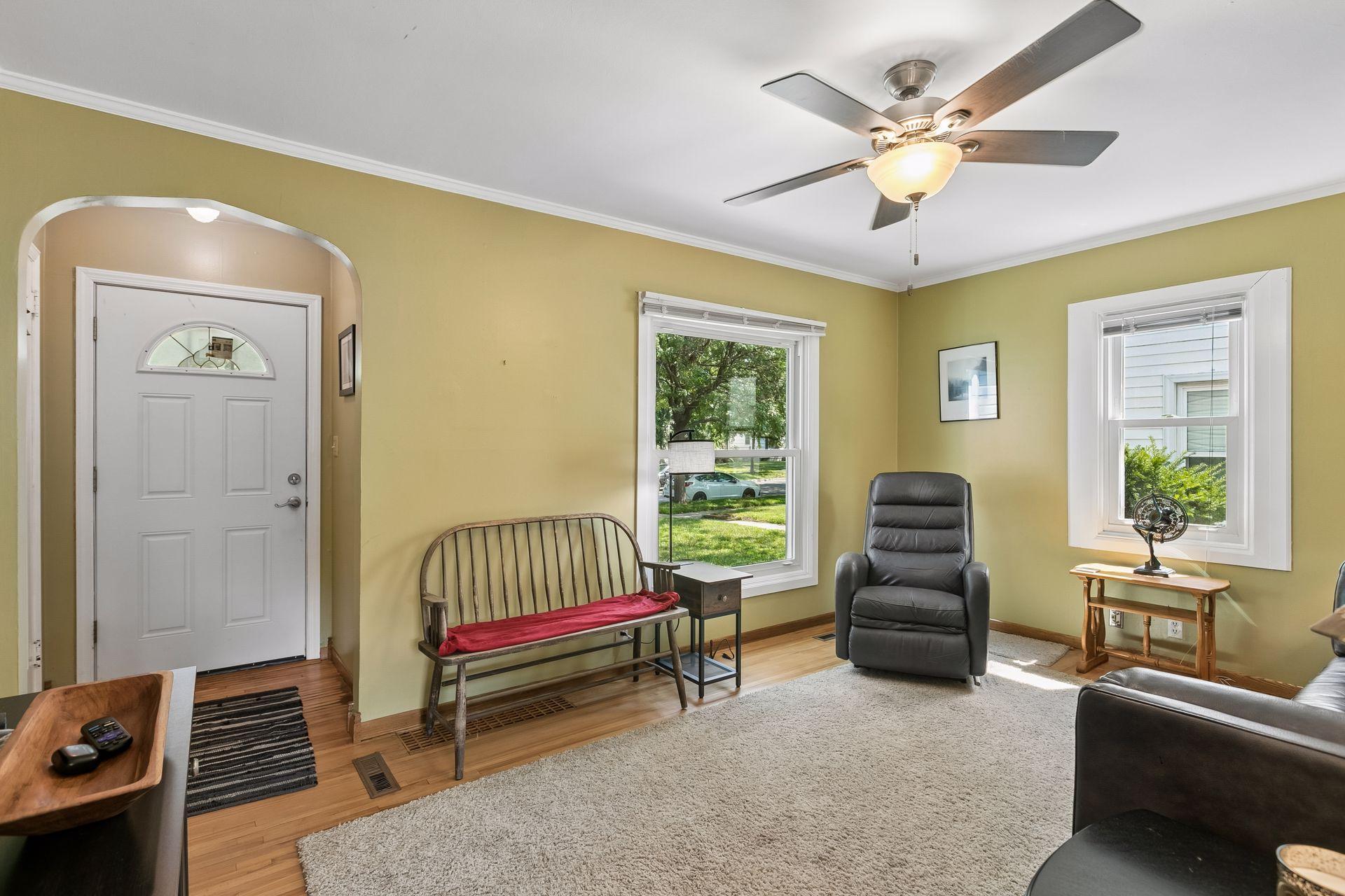 4th image of 2908 Hampshire Ave S, Minneapolis, MN 55426 | MLS# 7127898