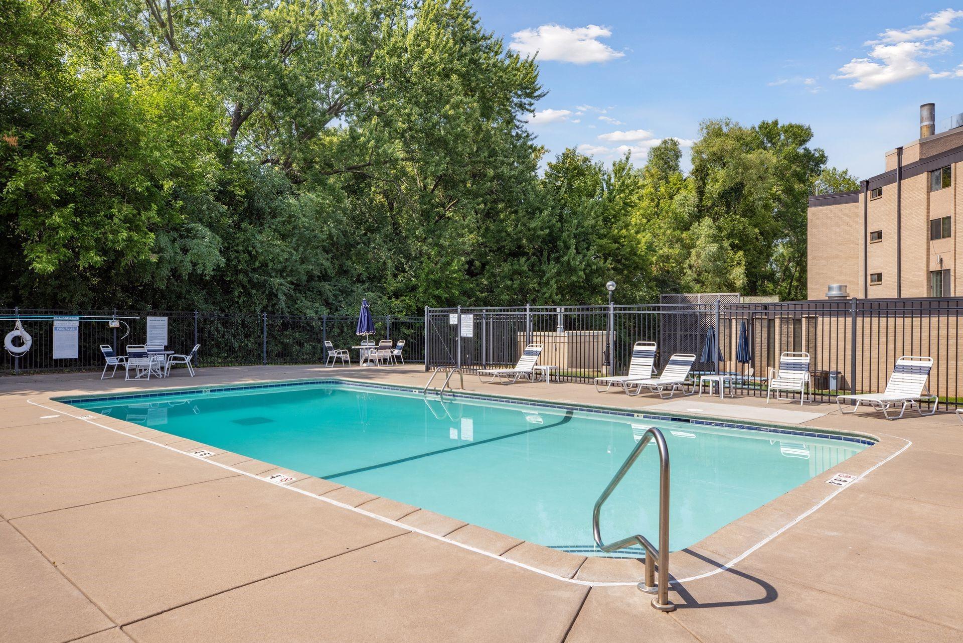 2nd image of 6710 Vernon Ave S, Minneapolis, MN 55436