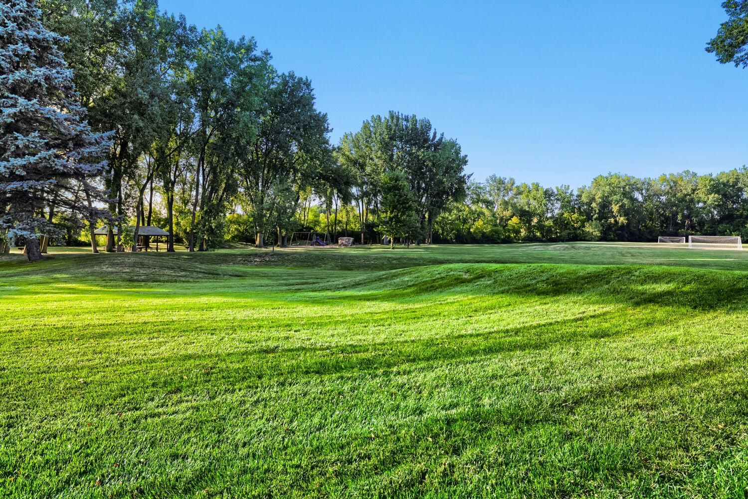 4th image of 4190 White Bear Pkwy, White Bear Lake, MN 55110