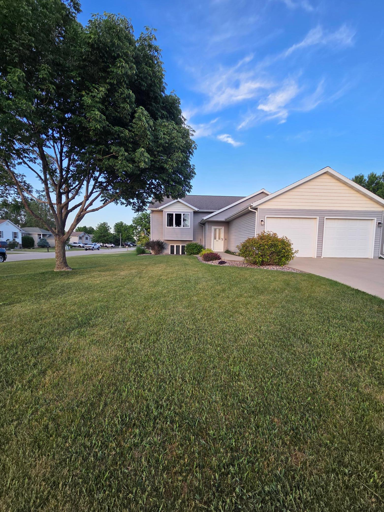 1st image of 902 Nancy Ct Sw, Eyota, MN 55934 | MLS# 7127929