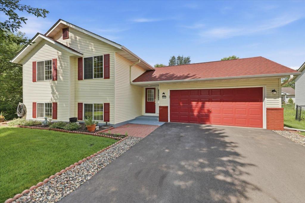 1st image of 4894 190th St W, Farmington, MN 55024 | MLS# 7127949