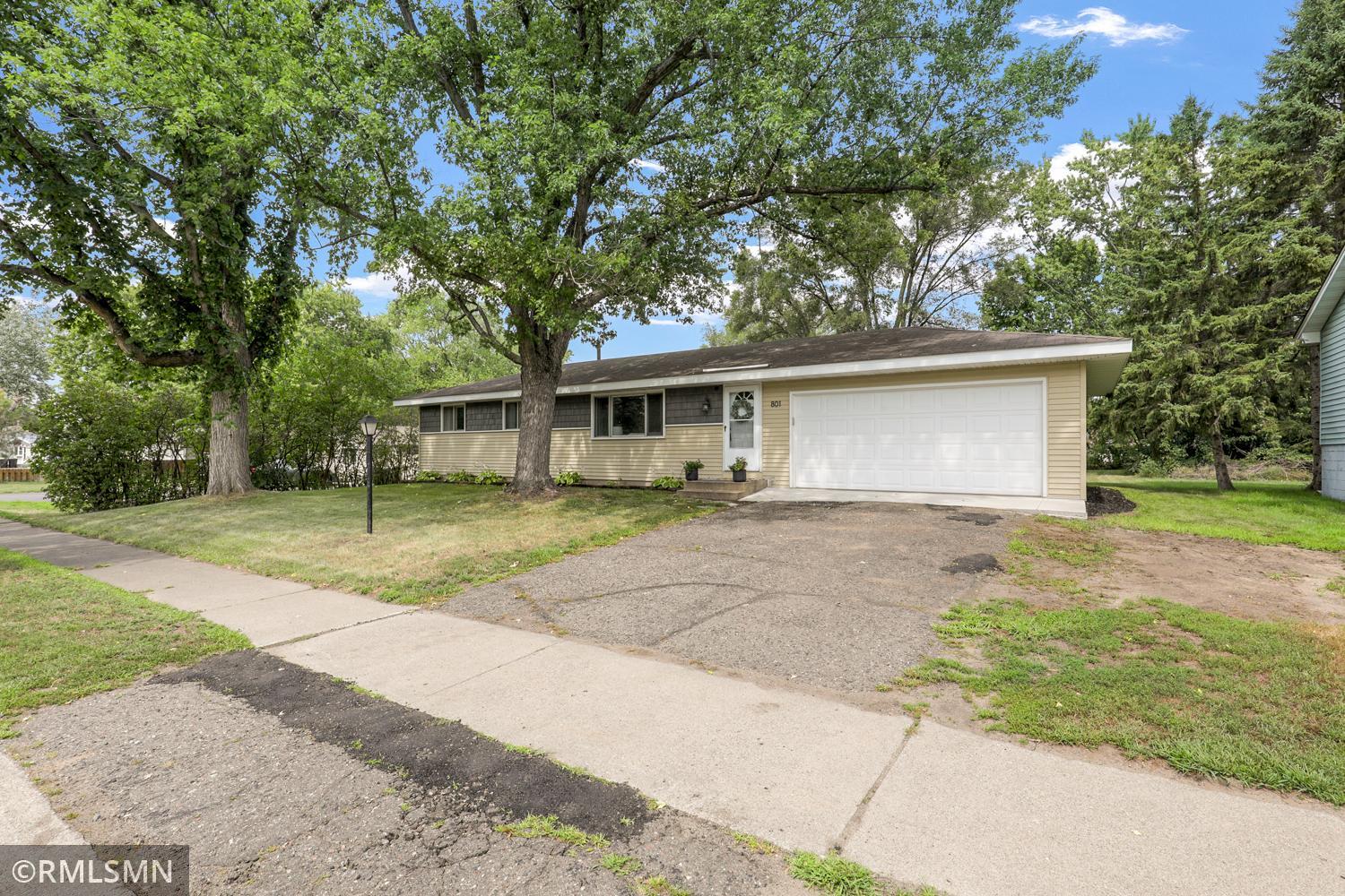 1st image of 801 38th Ave, Anoka, MN 55303 | MLS# 7127957