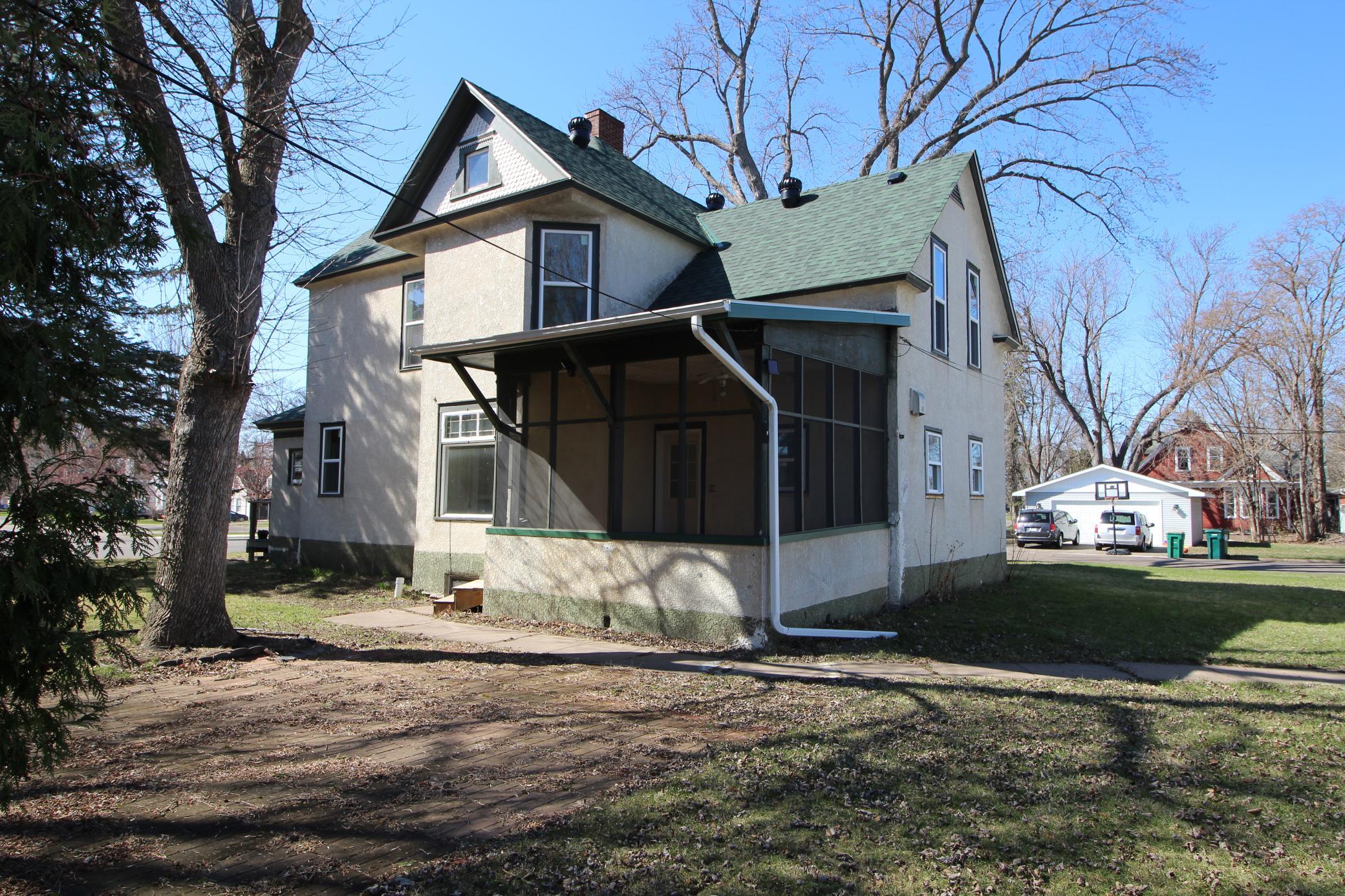 2nd image of 220 S Eliot Ave, Rush City, MN 55069 | MLS# 7128006