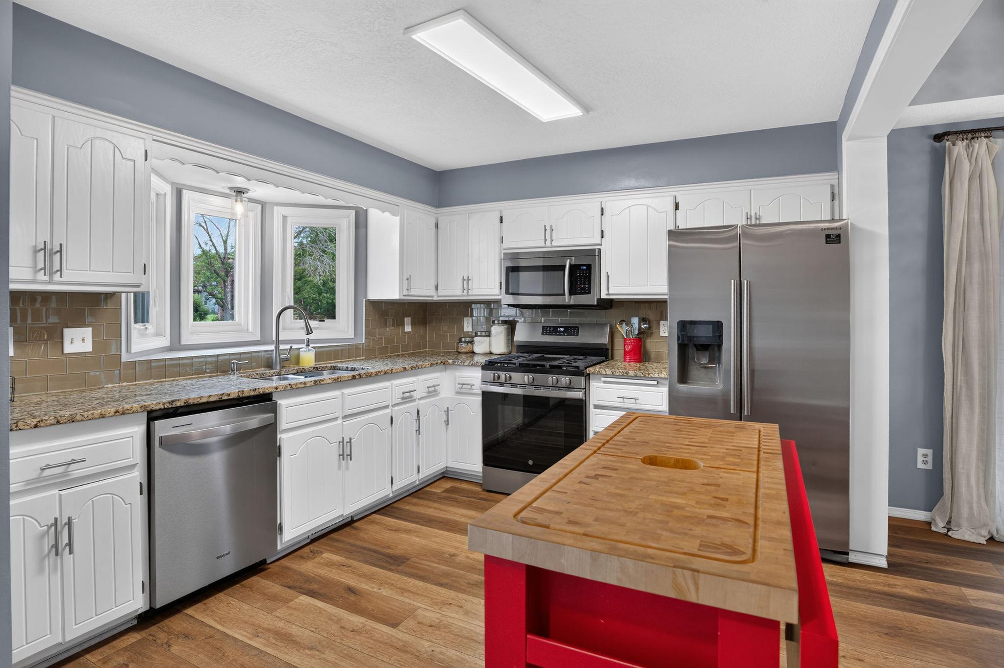 4th image of 11410 48Th Ave N, Minneapolis, MN 55442 | MLS# 7128015