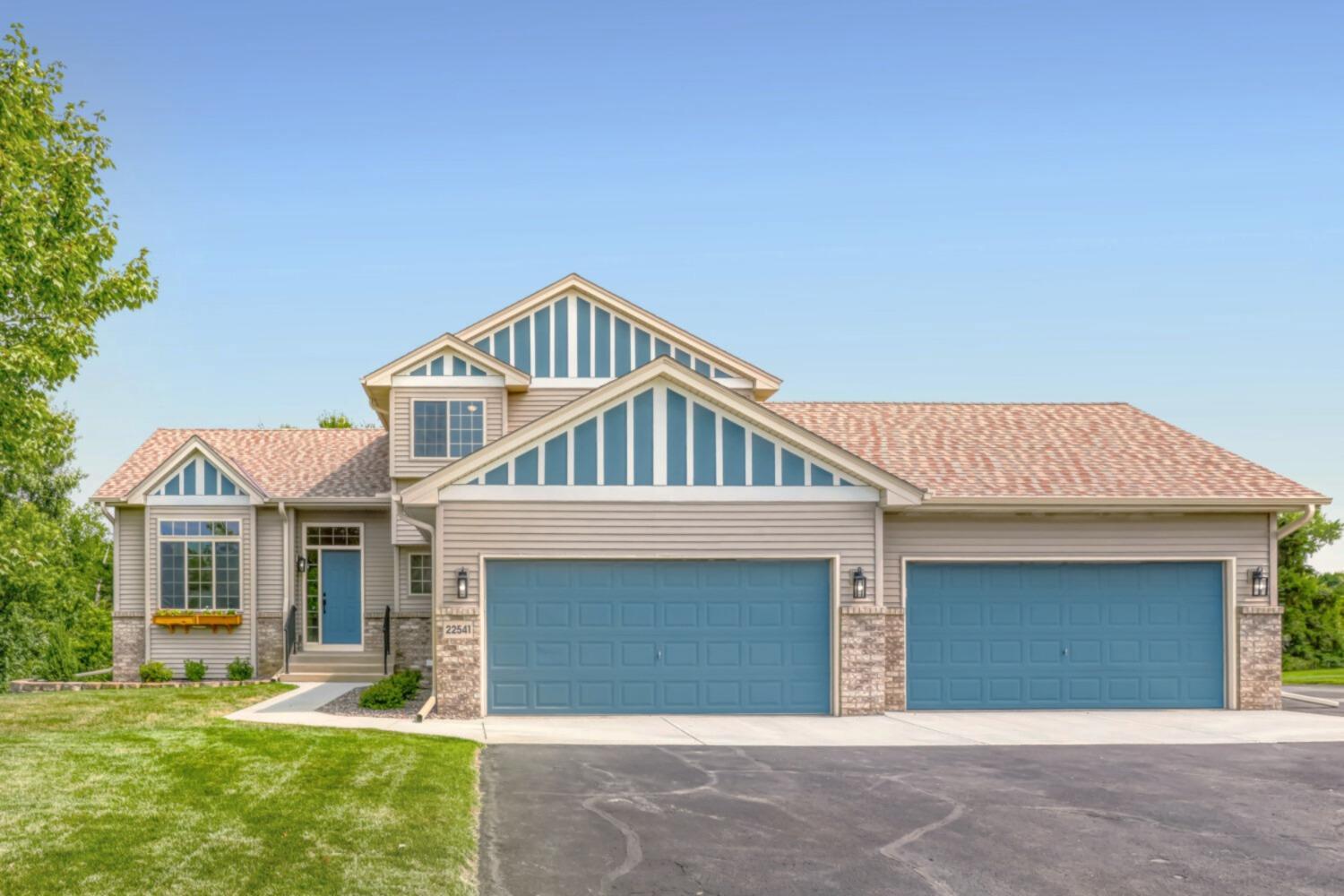 2nd image of 22541 Monroe St Ne, Cedar, MN 55011 | MLS# 7128044