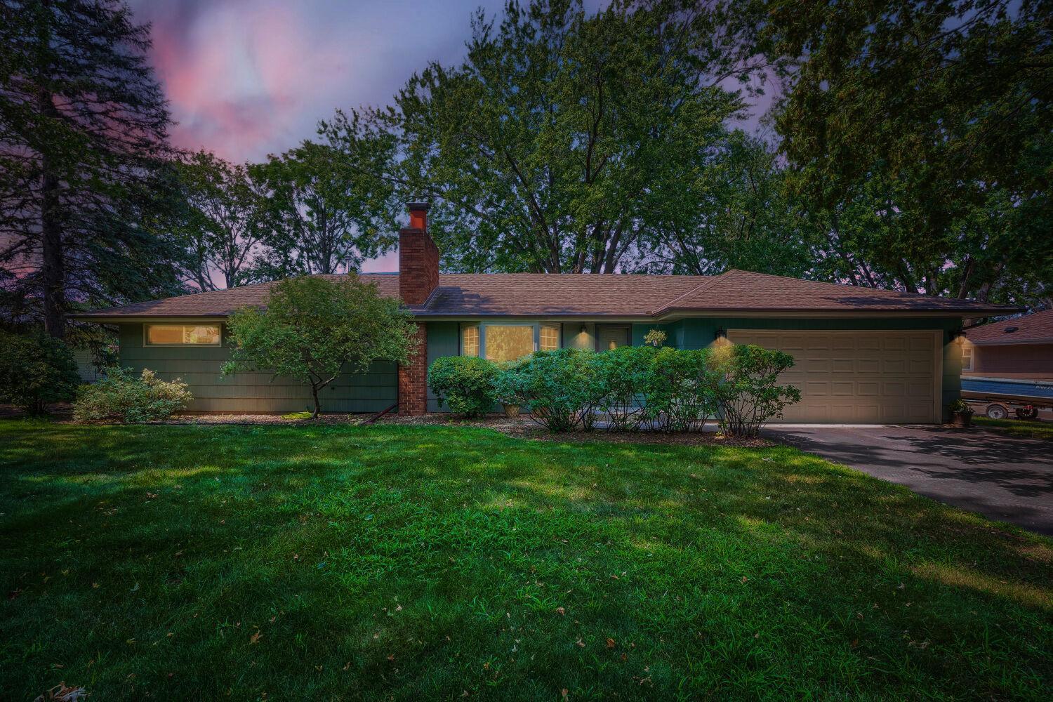 3rd image of 9242 15Th Ave S, Minneapolis, MN 55425 | MLS# 7128053