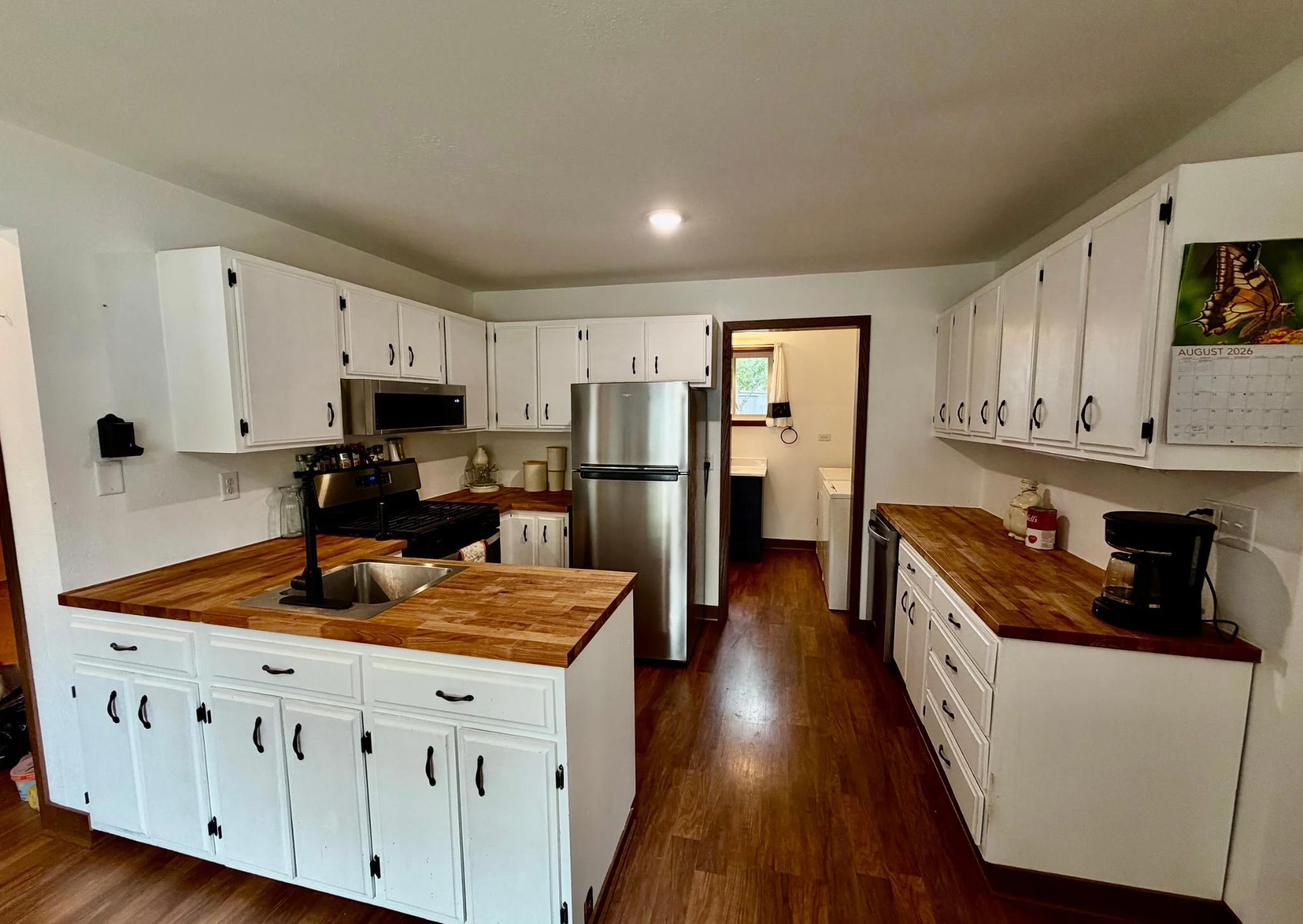 5th image of 101 Commercial Ave N, Sandstone, MN 55072 | MLS# 7128054