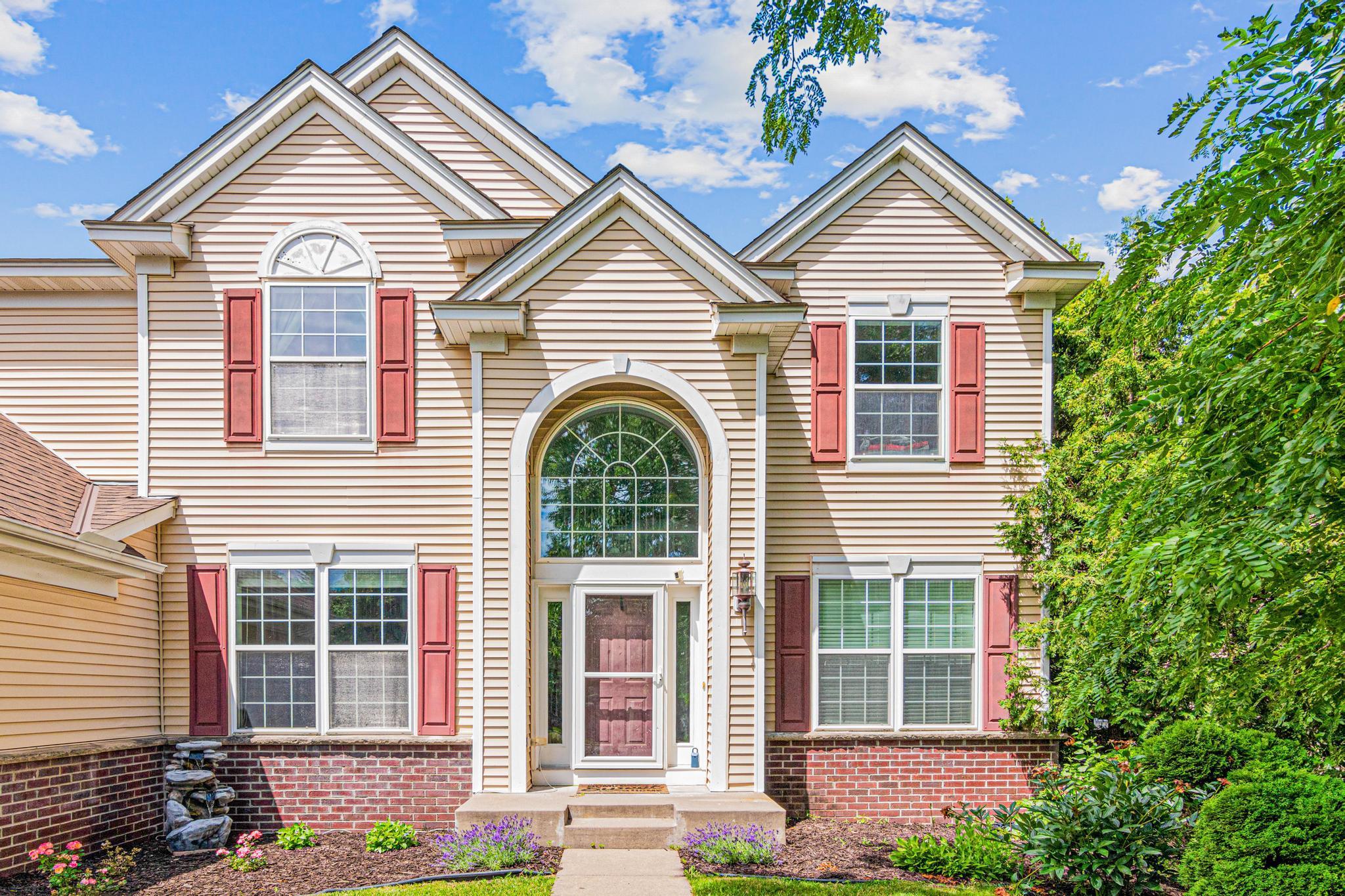 2nd image of 7128 Timber Crest Dr S, Cottage Grove, MN 55016 | MLS# 7128129
