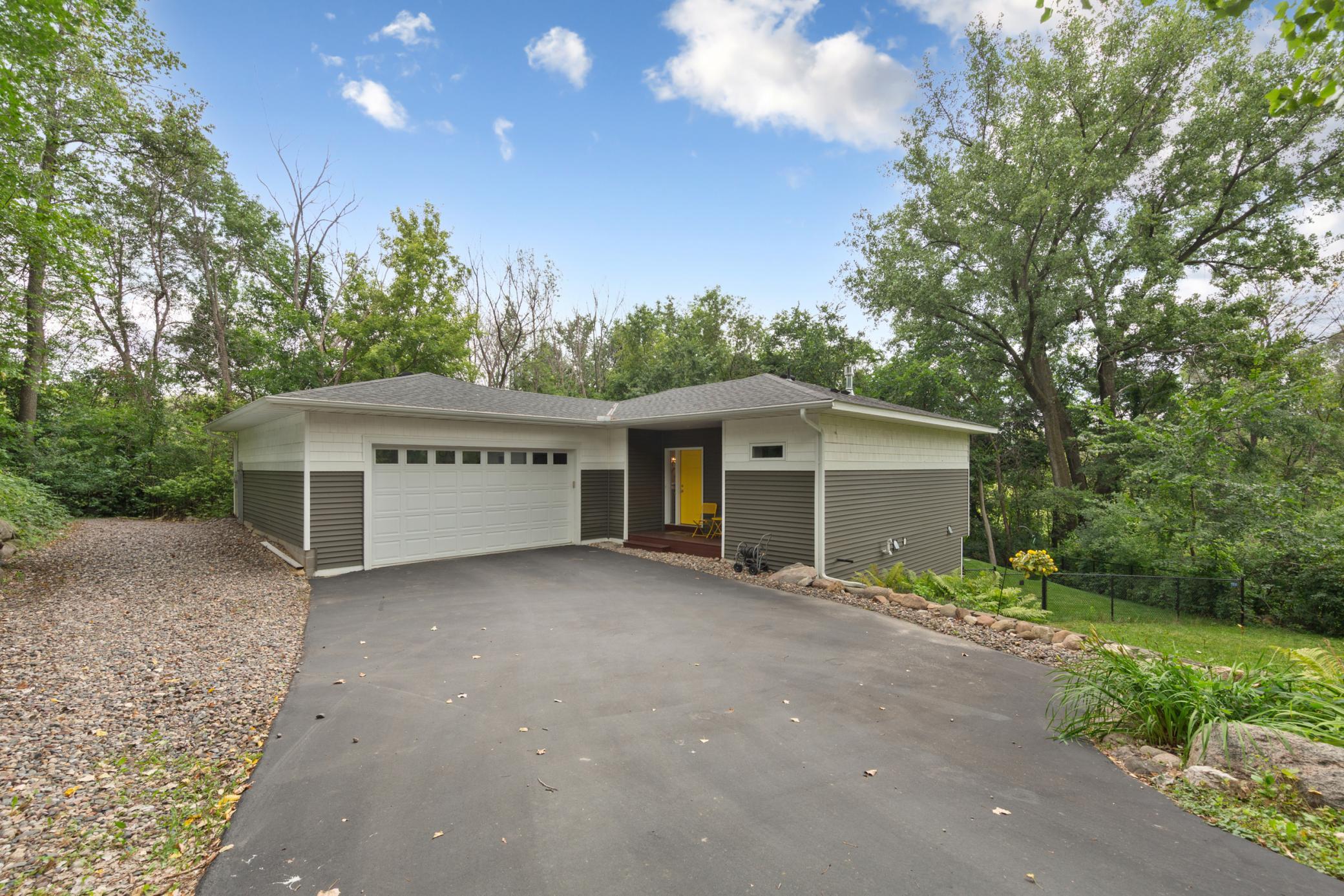 2nd image of 8492 210th St E, Prior Lake, MN 55372 | MLS# 7128169