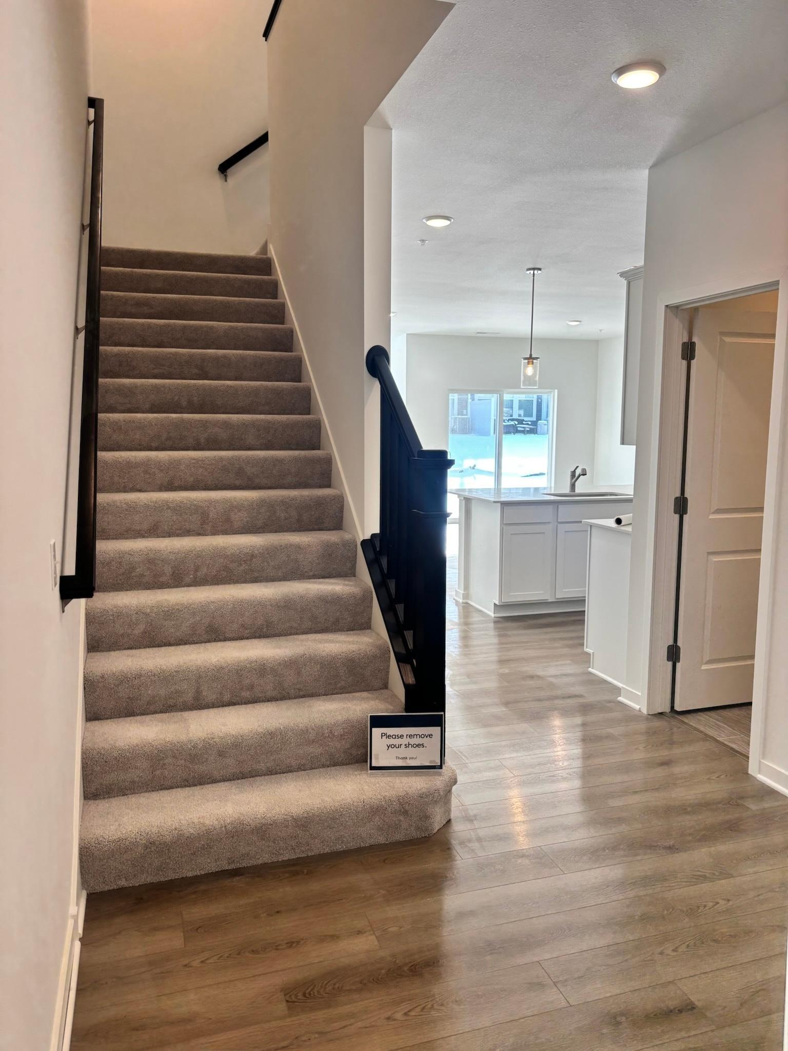 3rd image of 4787 Airlake Dr, Saint Paul, MN 55129 | MLS# 7128211