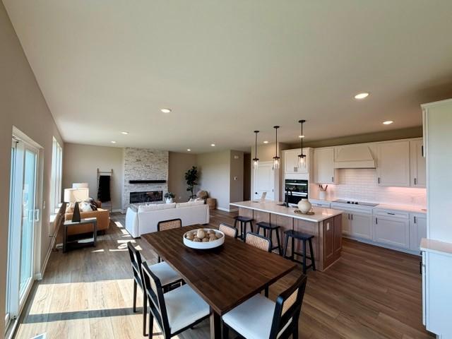 4th image of 4633 Island Park Dr, Saint Paul, MN 55129 | MLS# 7128212