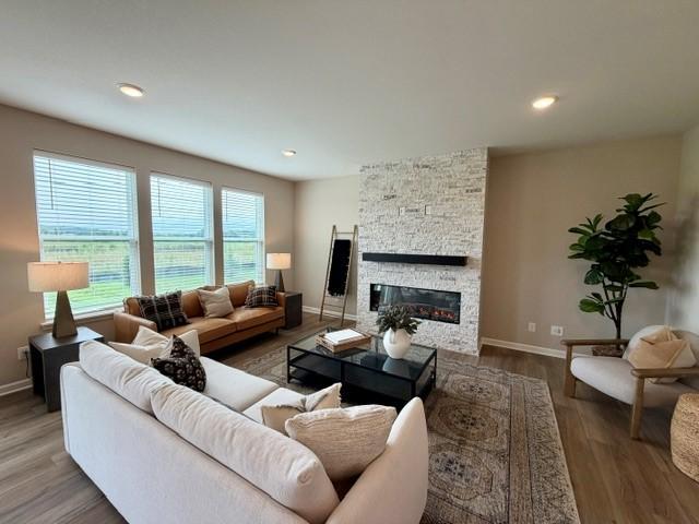 2nd image of 4633 Island Park Dr, Saint Paul, MN 55129 | MLS# 7128212