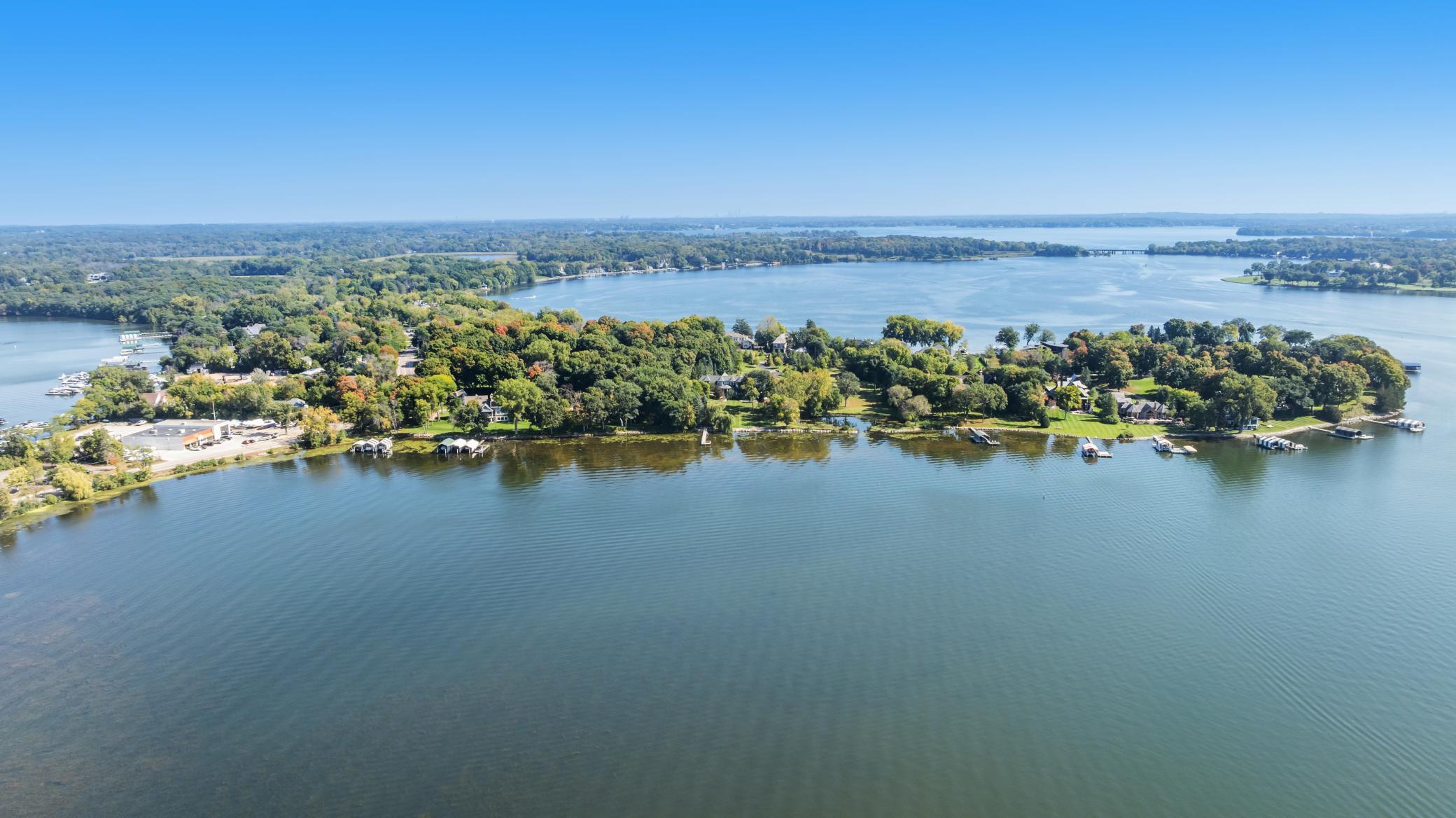 52nd image of 1535 Bohns Point Rd, Wayzata, MN 55391 | MLS# 7128259