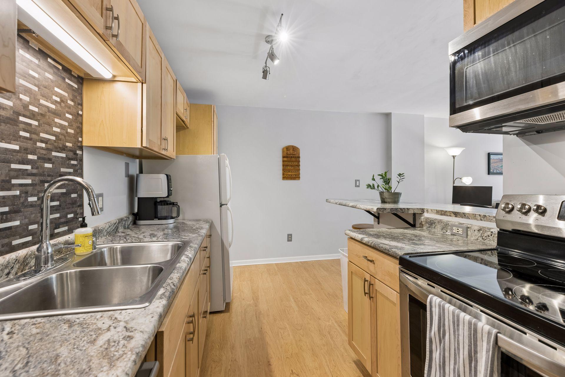3rd image of 1200 Nicollet Mall #313, Minneapolis, MN 55403 | MLS# 7128302