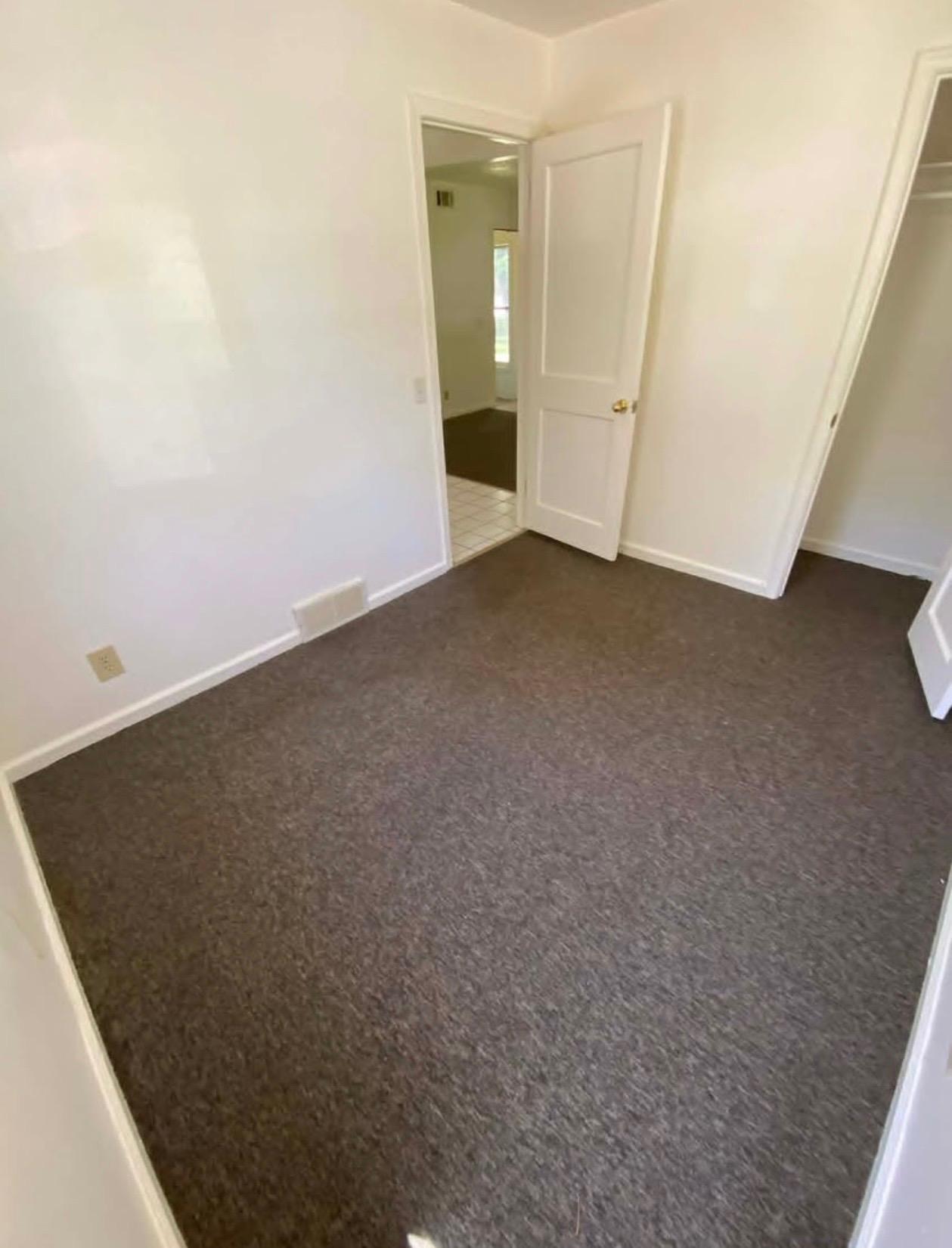 3rd image of 8517 Davenport St Ne, Minneapolis, MN 55449 | MLS# 7128310