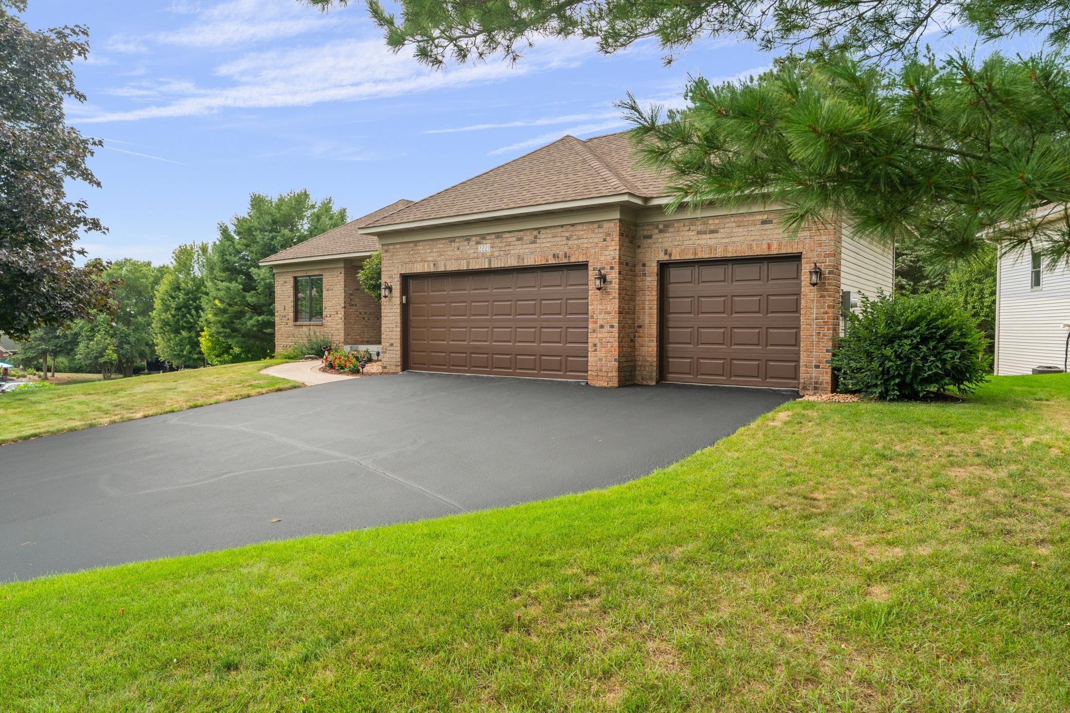 2nd image of 2221 White Pine Ct, Hudson, WI 54016 | MLS# 7128333