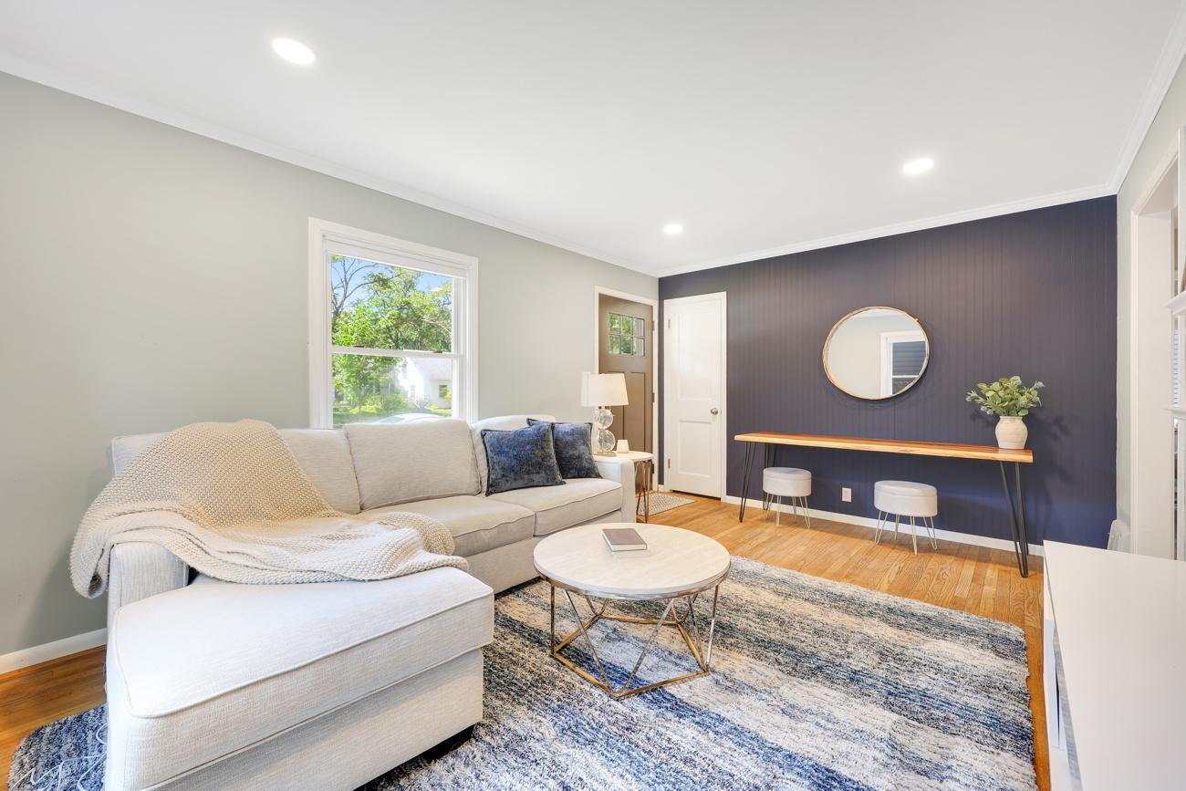 1st image of 2725 Dakota Ave S, Minneapolis, MN 55416 | MLS# 7128341