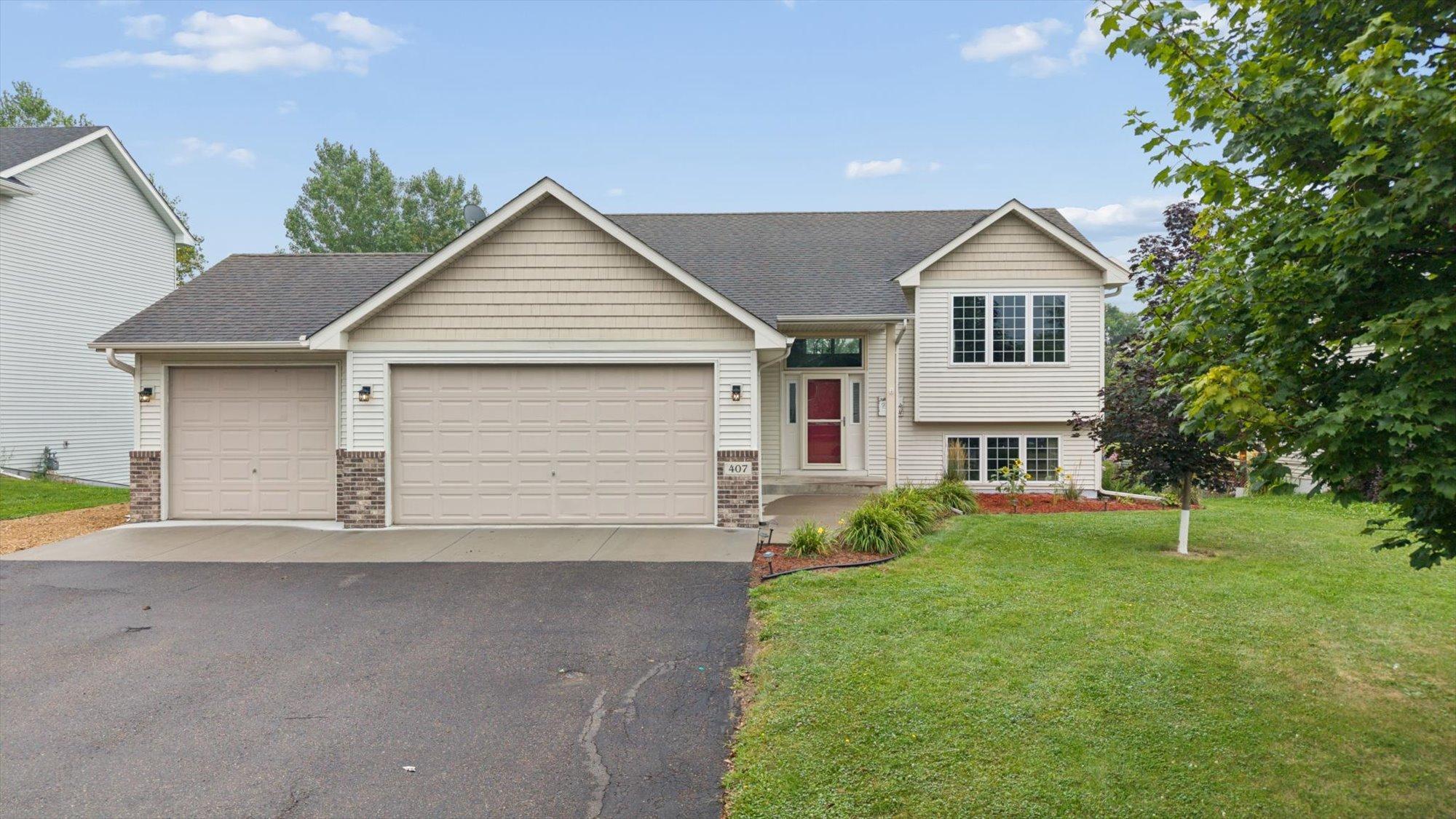 1st image of 407 66th St Sw, Waverly, MN 55390 | MLS# 7128342