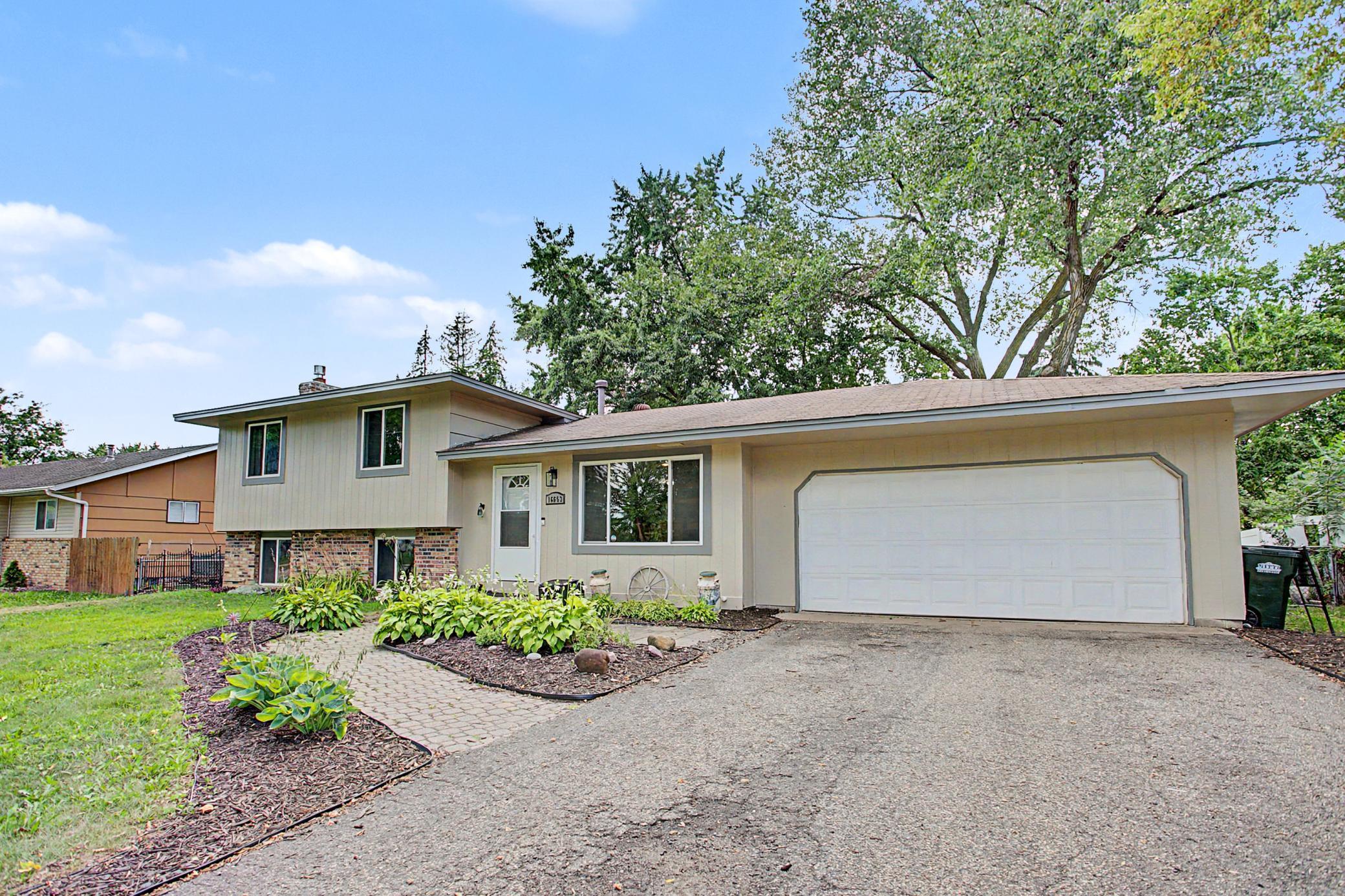 5th image of 16653 Foliage Ave W, Rosemount, MN 55068 | MLS# 7128345