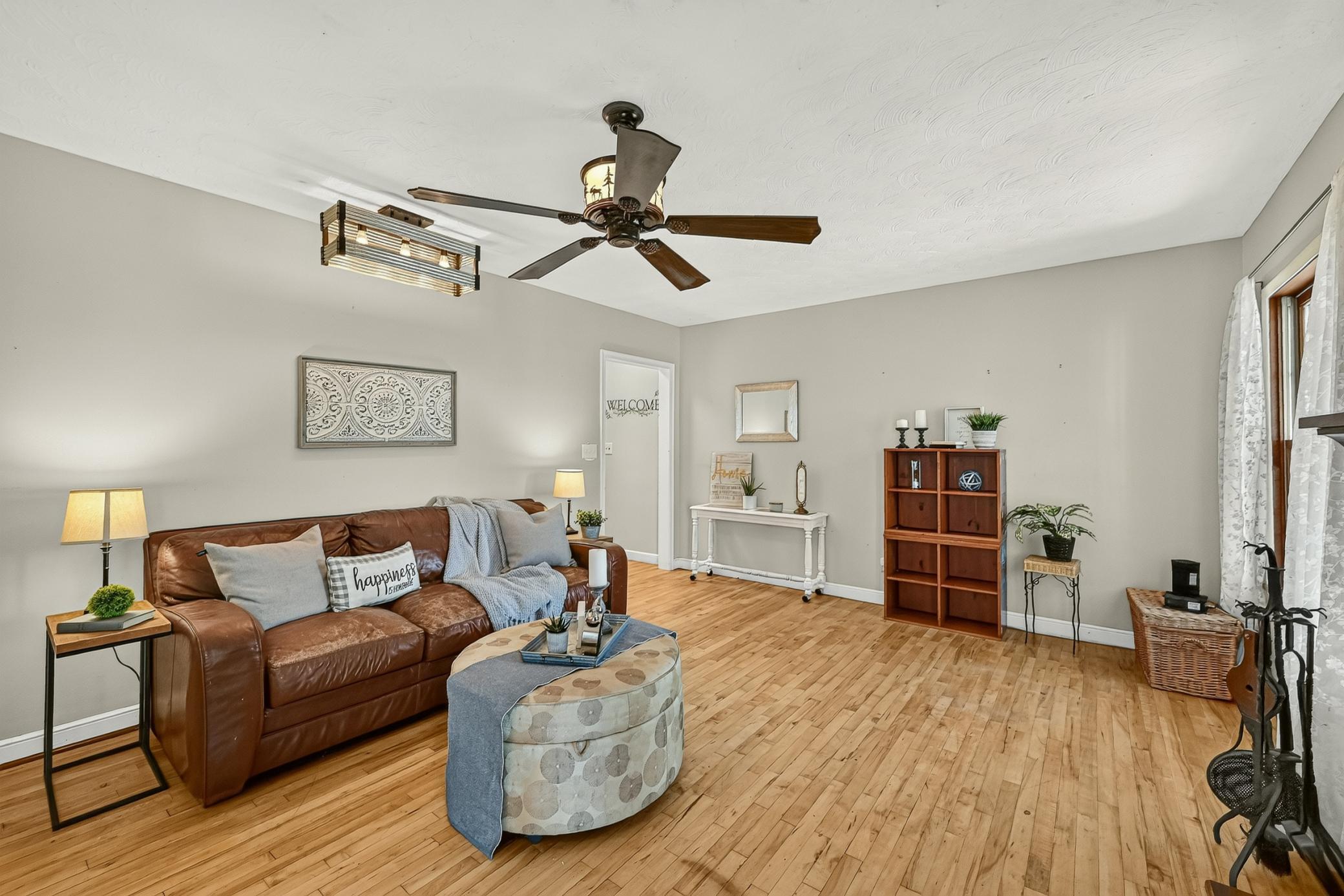 5th image of 1402 Damon Ct Se, Rochester, MN 55904 | MLS# 7128381