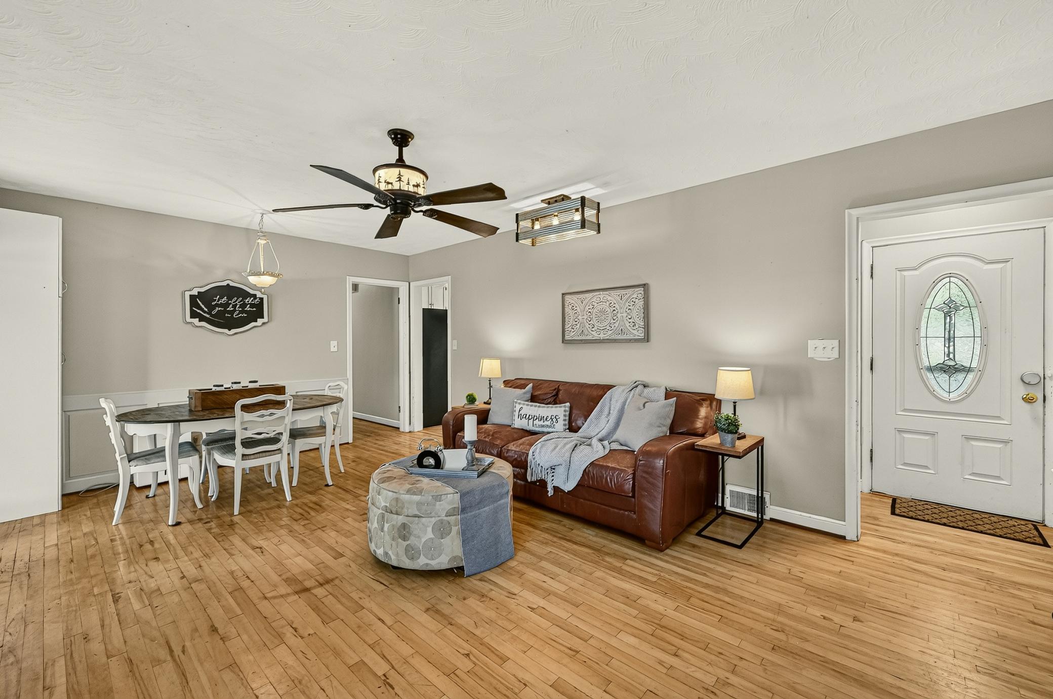 3rd image of 1402 Damon Ct Se, Rochester, MN 55904 | MLS# 7128381