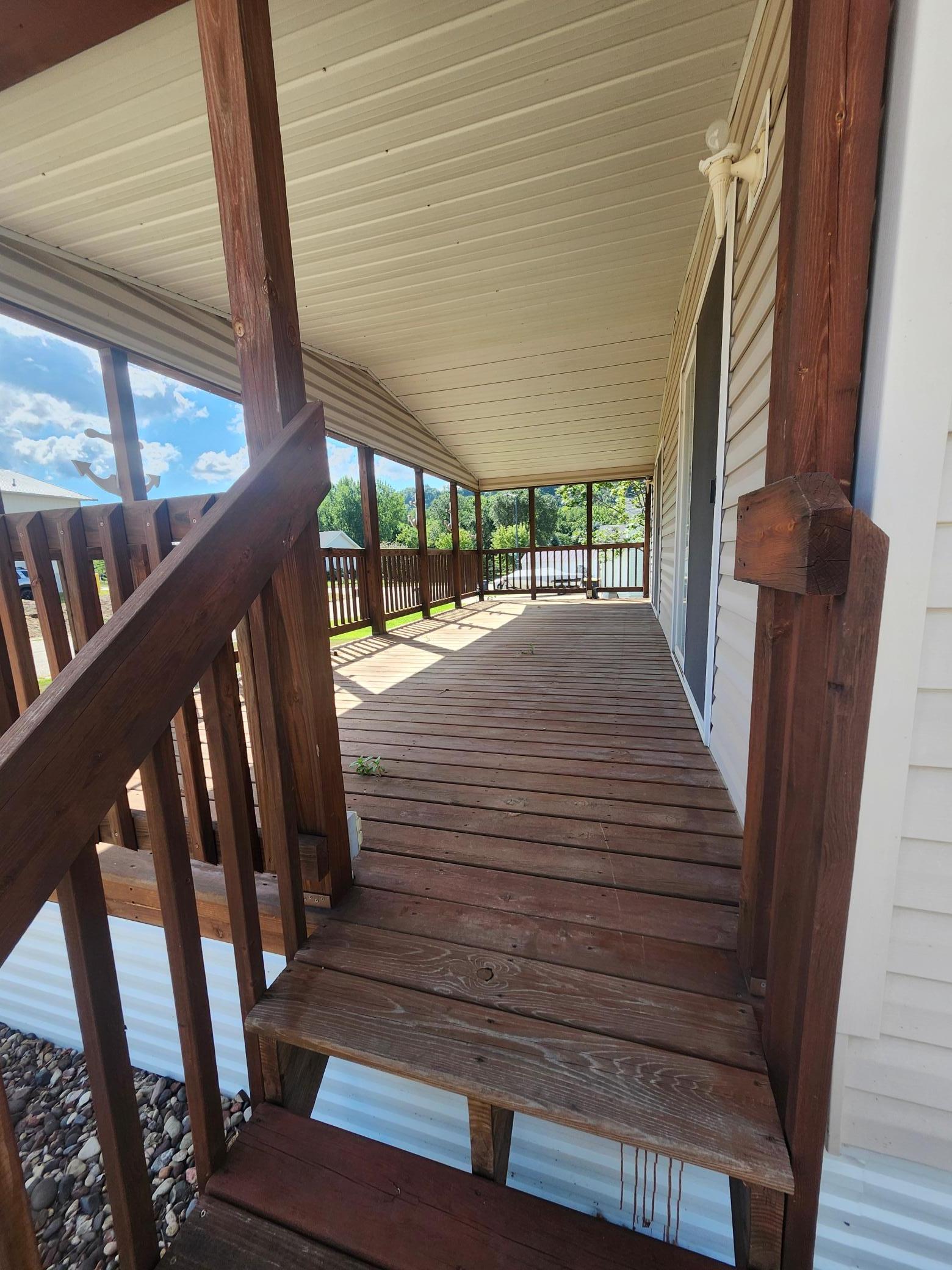 2nd image of 918 Peters Ct, Lake City, MN 55041 | MLS# 7128389