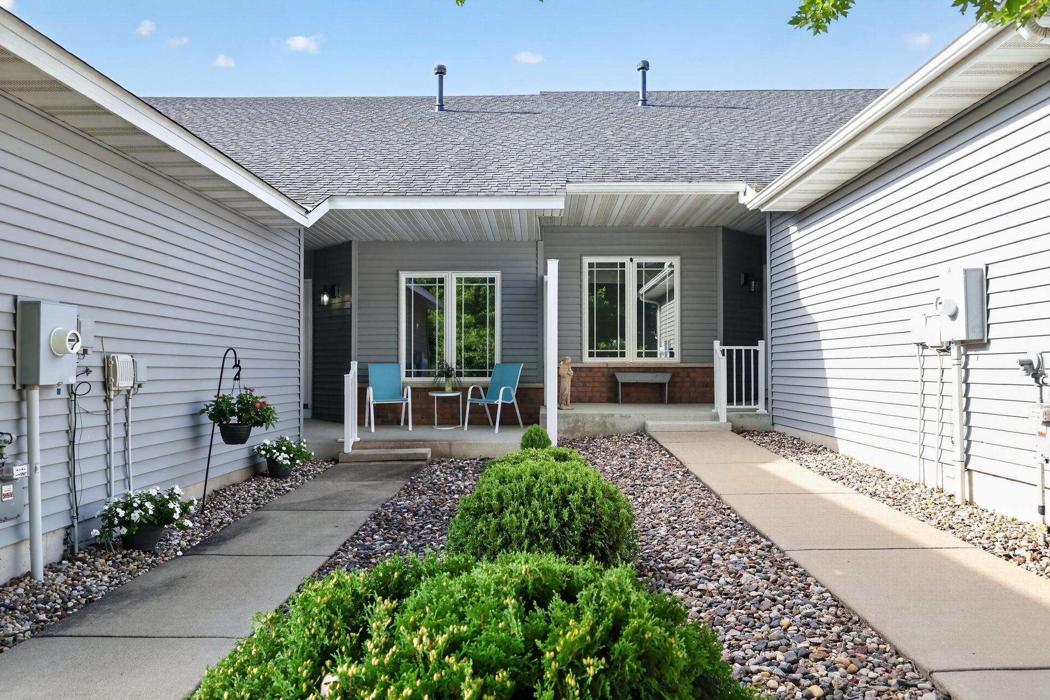 4th image of 2703 Village Dr, Faribault, MN 55021 | MLS# 7128390