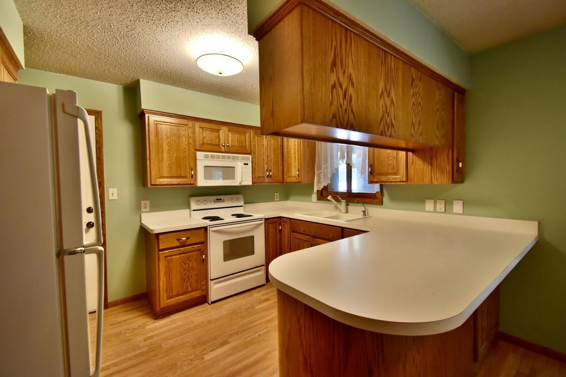 4th image of 801 Maywood Dr, Saint Cloud, MN 56303 | MLS# 7128407