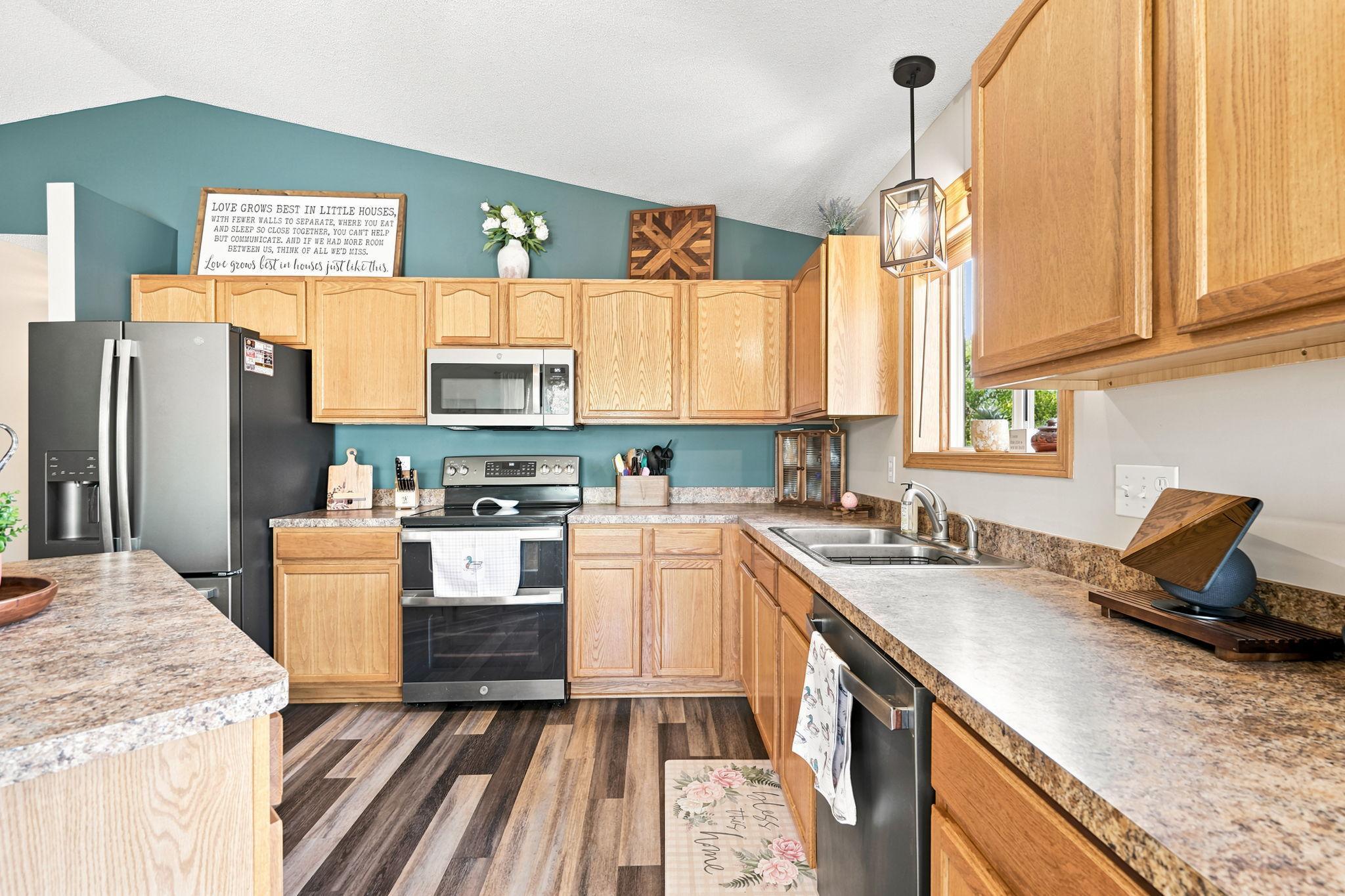 3rd image of 926 Steamboat Ln, Montrose, MN 55363 | MLS# 7128415