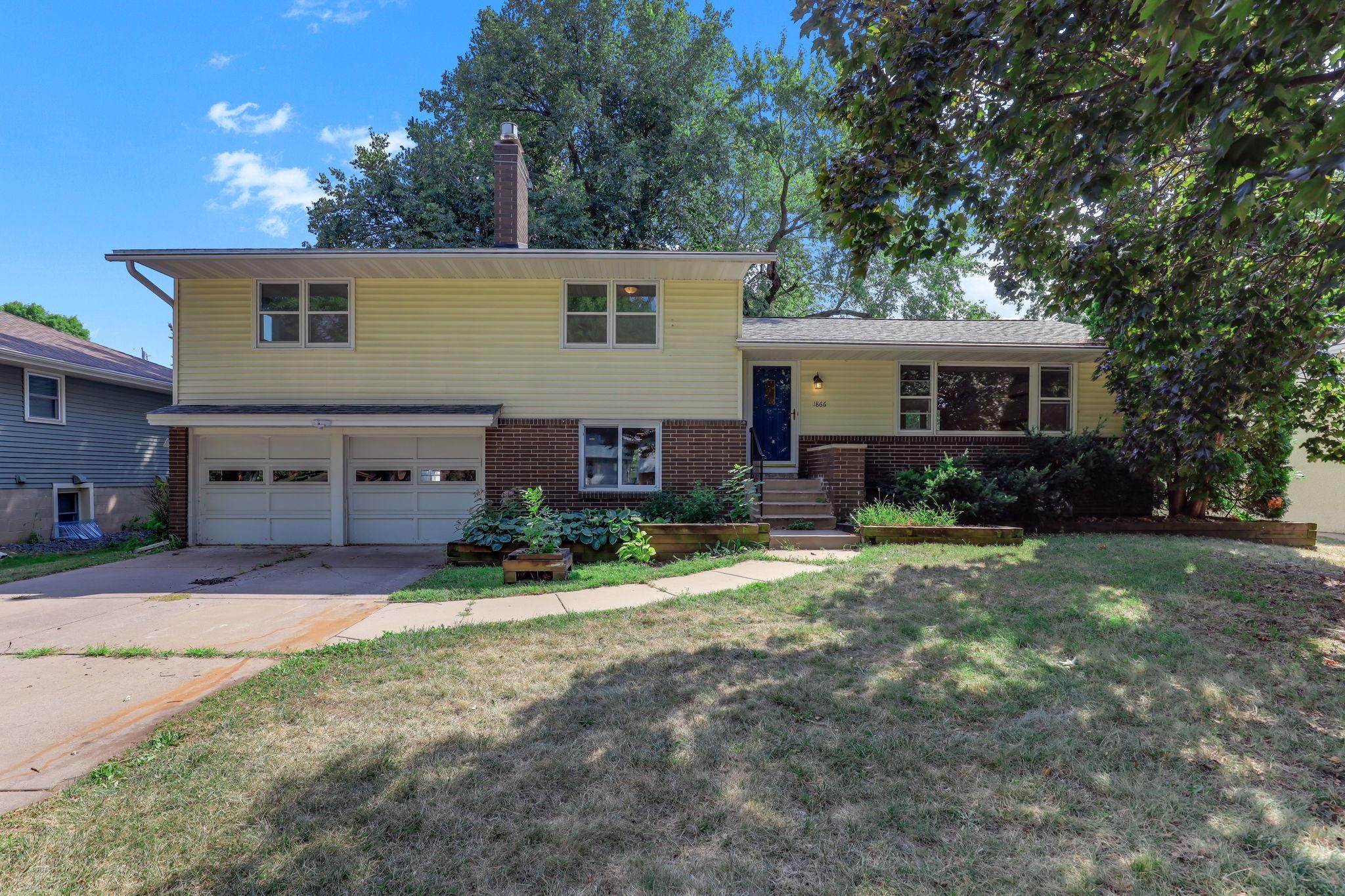 1st image of 1866 Shryer Ave W, Saint Paul, MN 55113 | MLS# 7128437