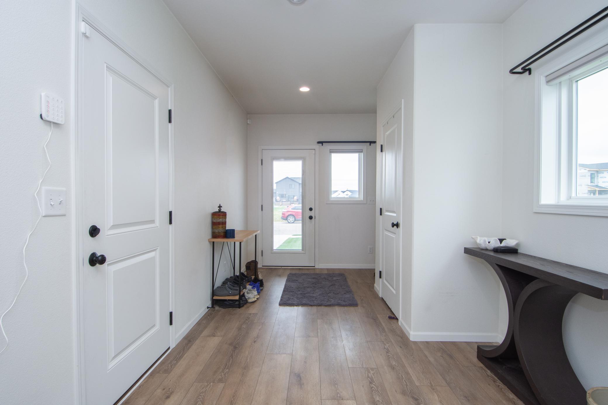 4th image of 4871 Hampton Cir S, Moorhead, MN 56560 | MLS# 7128461