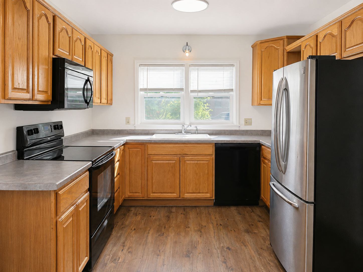 2nd image of 606 S 8th St, Brainerd, MN 56401 | MLS# 7128472
