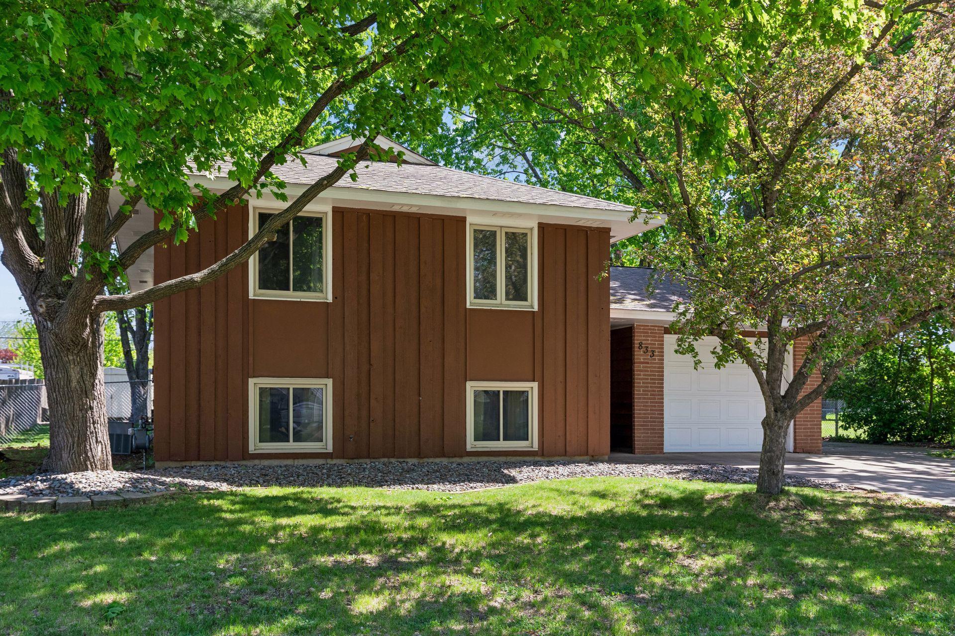 4th image of 833 Oriole Dr, Saint Paul, MN 55124 | MLS# 7128478