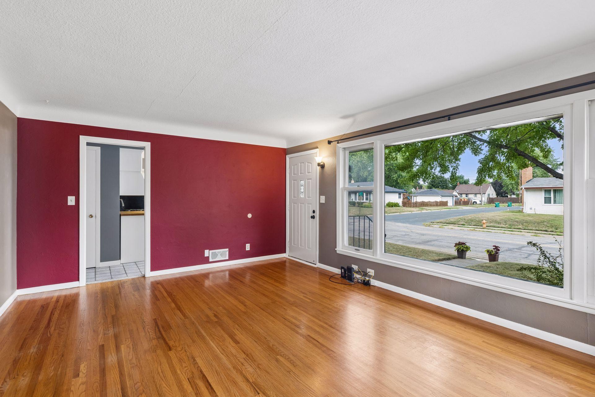 4th image of 157 Poplar St W, South Saint Paul, MN 55075 | MLS# 7128485