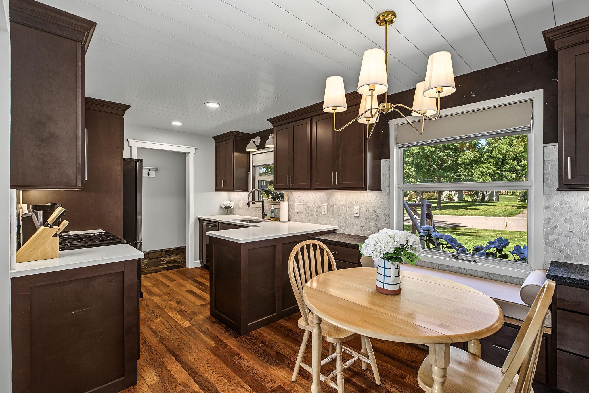 2nd image of 11180 Lower 167th St W, Lakeville, MN 55044 | MLS# 7128503
