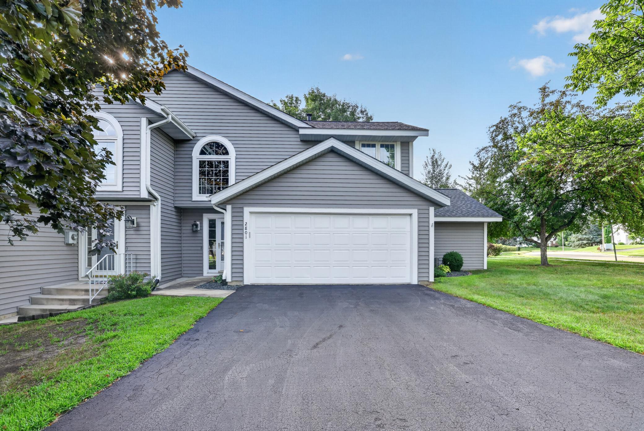 1st image of 2801 Riverwood Ln Nw, Rochester, MN 55901 | MLS# 7128551