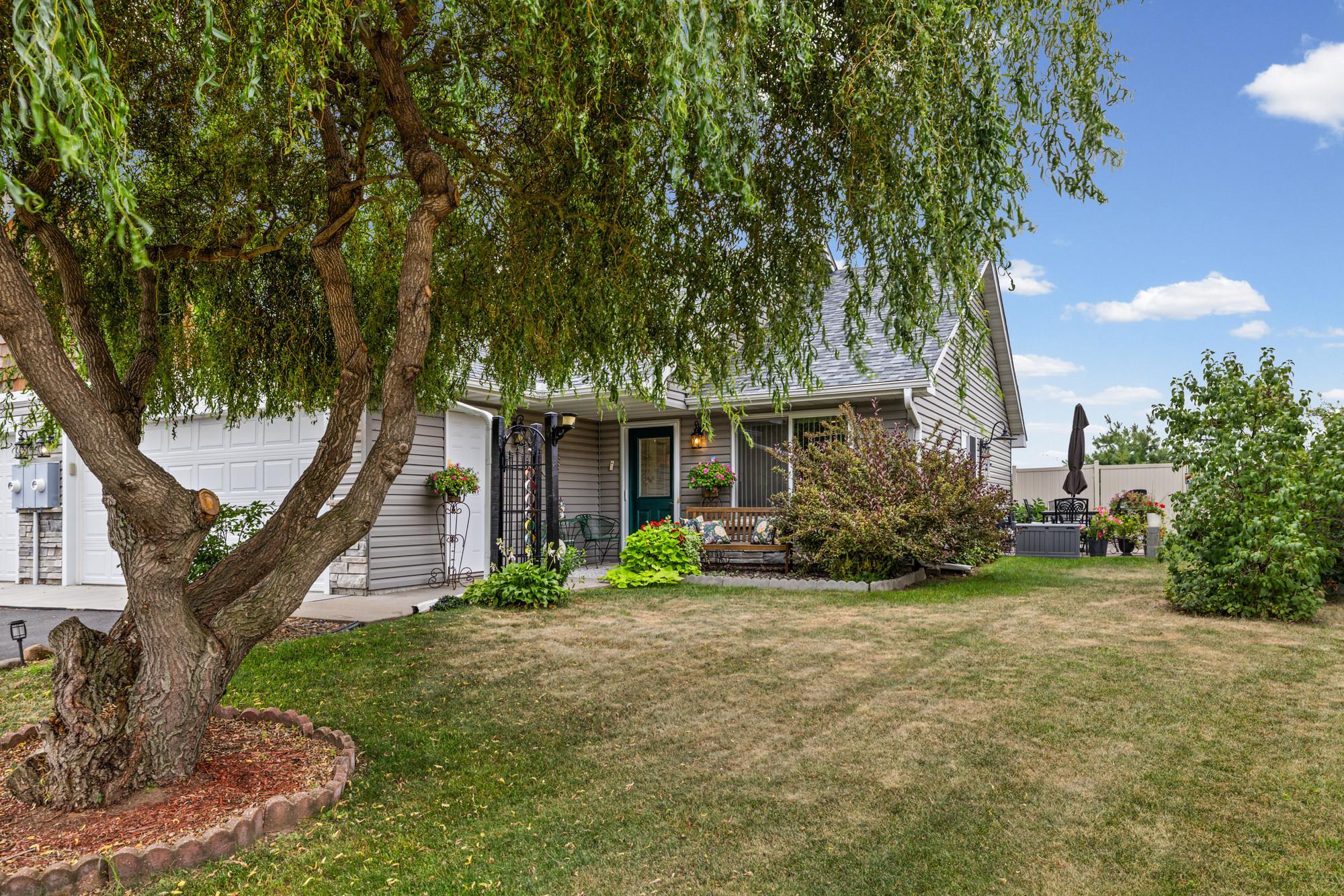 1st image of 53 Meadowlark Ln, Hudson, WI 54016 | MLS# 7128553