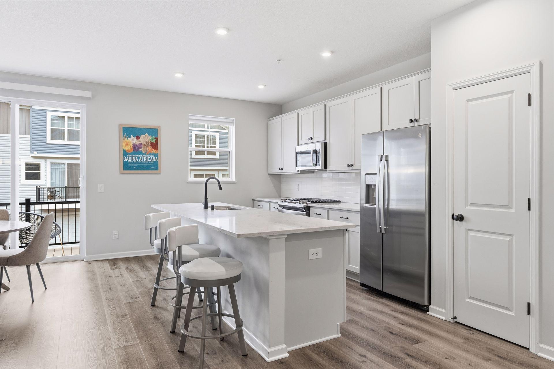 2nd image of 2864 Lexington Pl N, Saint Paul, MN 55113 | MLS# 7128590