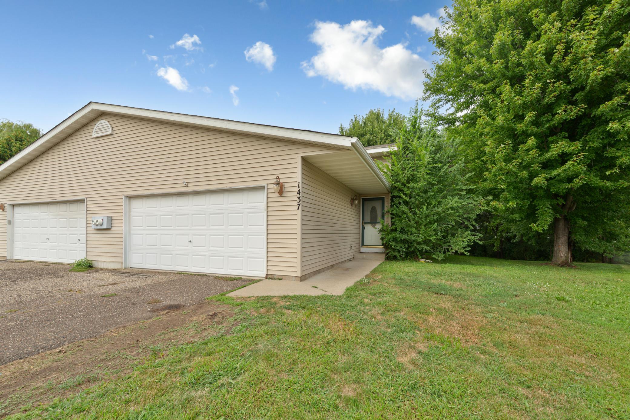 1st image of 1437 Mcintosh Cir, Shakopee, MN 55379 | MLS# 7128617