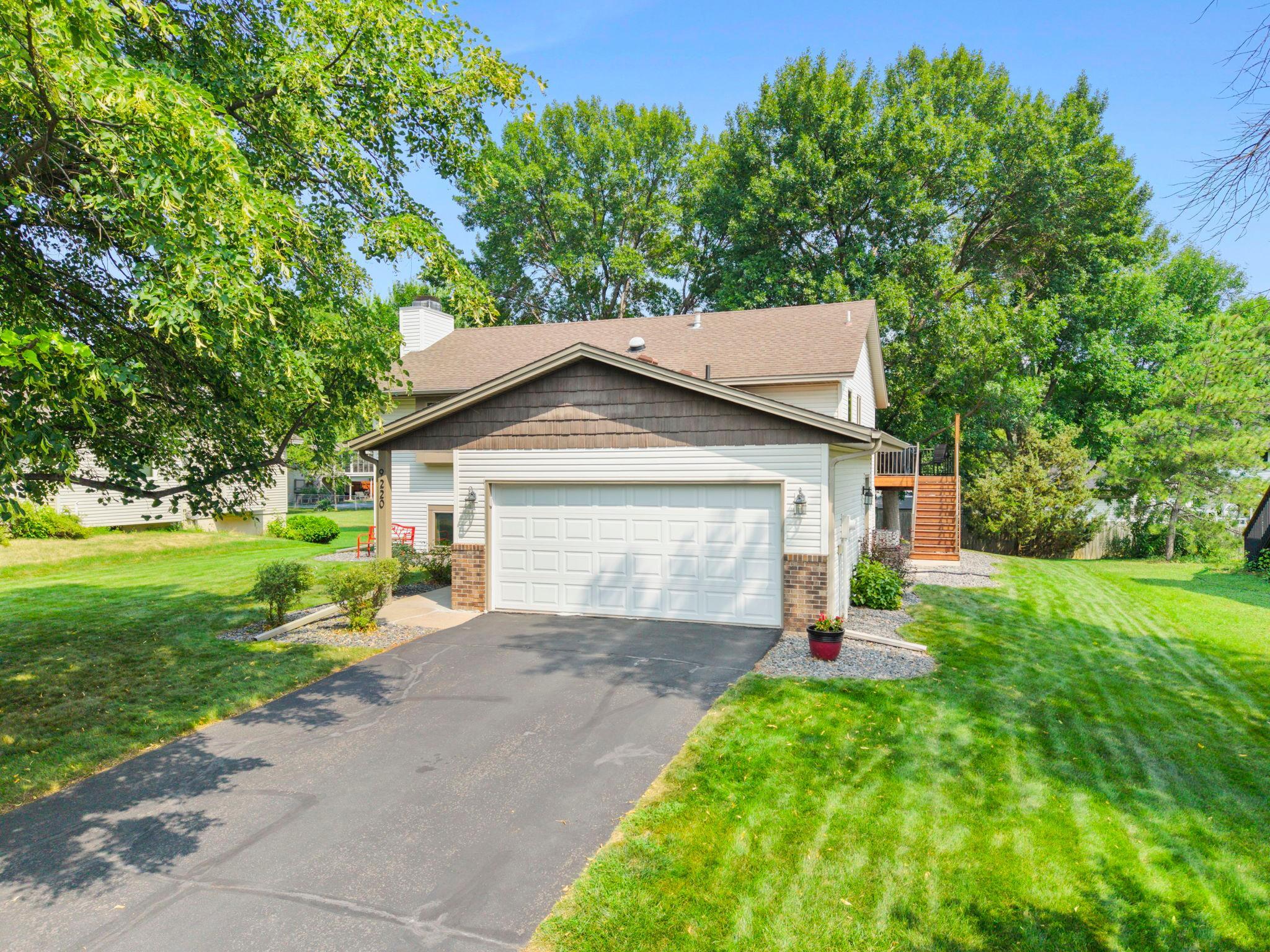 3rd image of 9220 Orchid Ln N, Maple Grove, MN 55369 | MLS# 7128628