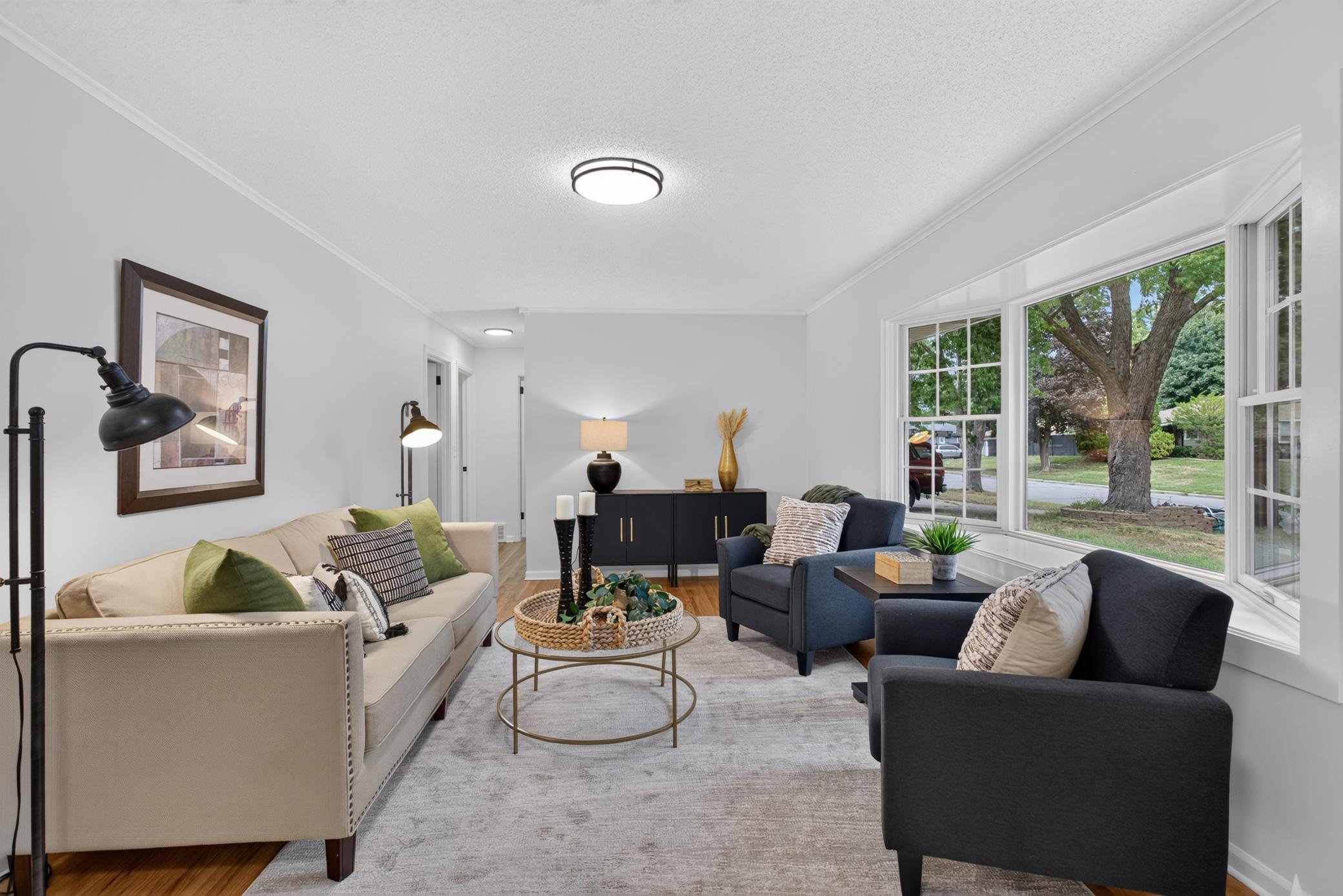 1st image of 1925 W 92nd St, Minneapolis, MN 55431 | MLS# 7128656